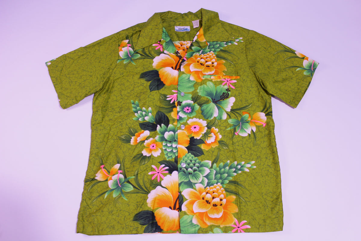 Penneys Vintage Hawaiian 70's Colorful Vibrant Floral Button Up Shirt