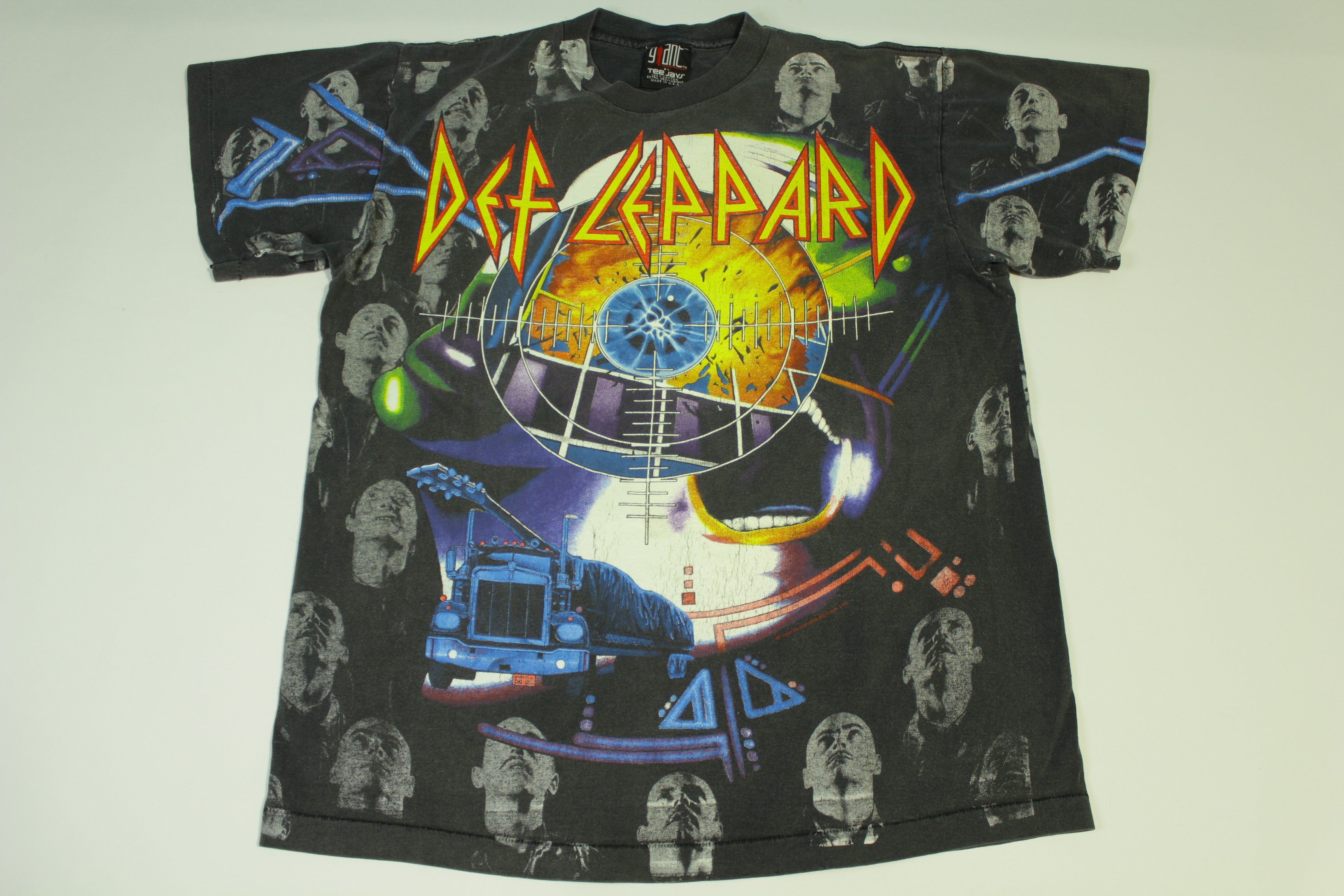 ミュージシャン \"The first HOWL\" FINALVintageCrewNeckTee 231016 [&TEAM] First Howling : NOW Concept Photo STARTLINE