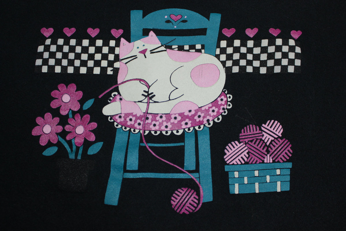 Knitting Turtle Neck Cat Vintage 80's Grandma's Favorite Sweatshirt