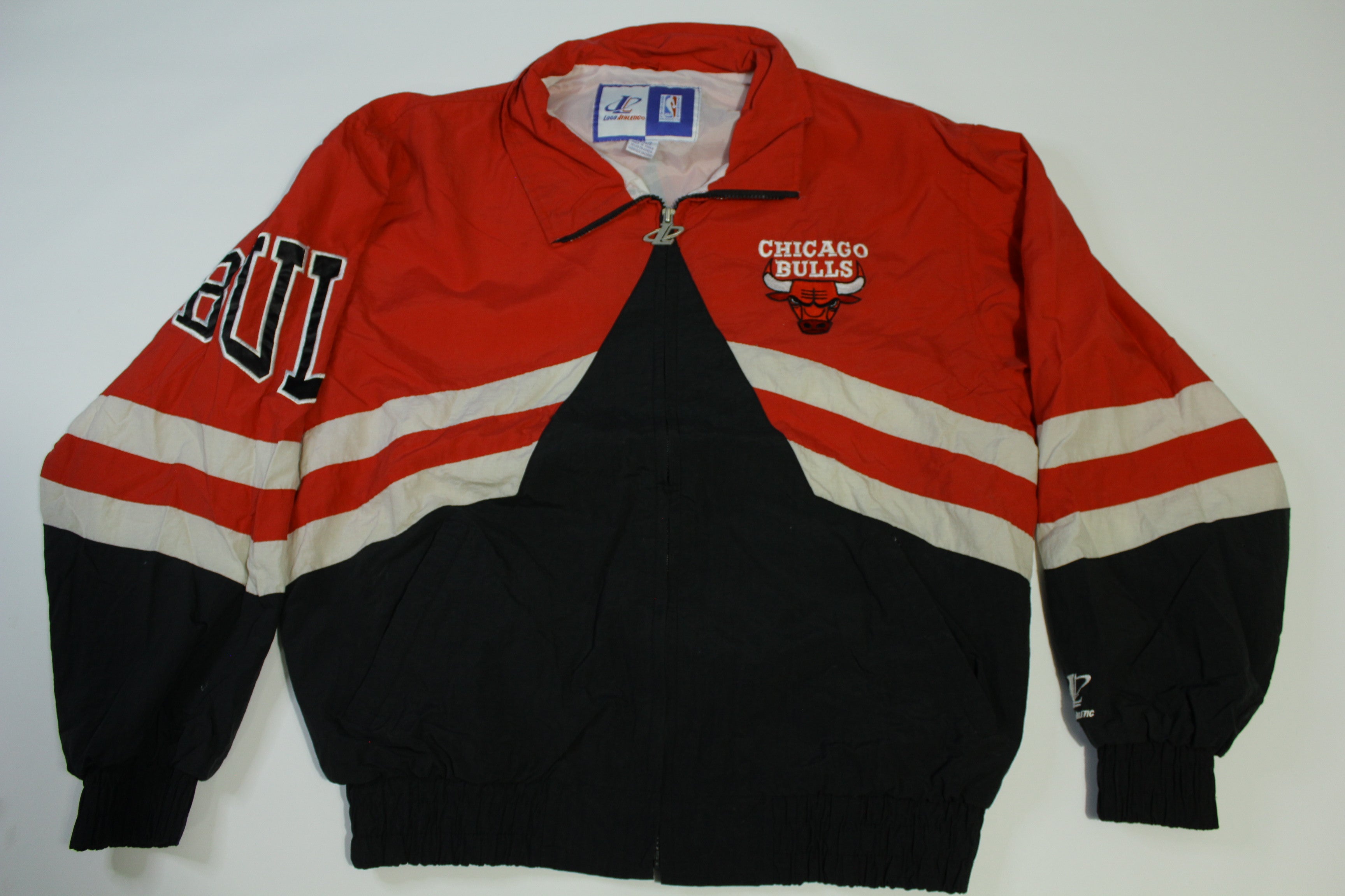 Vintage chicago bulls windbreaker sale