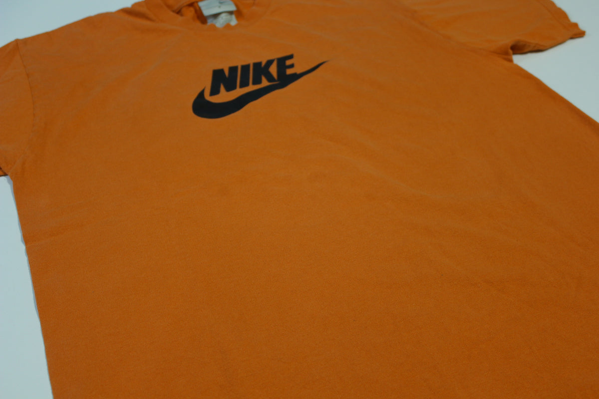 Nike Spellout Big Swoosh Vintage Y2K Orange Silver Tag Essential T-Shirt