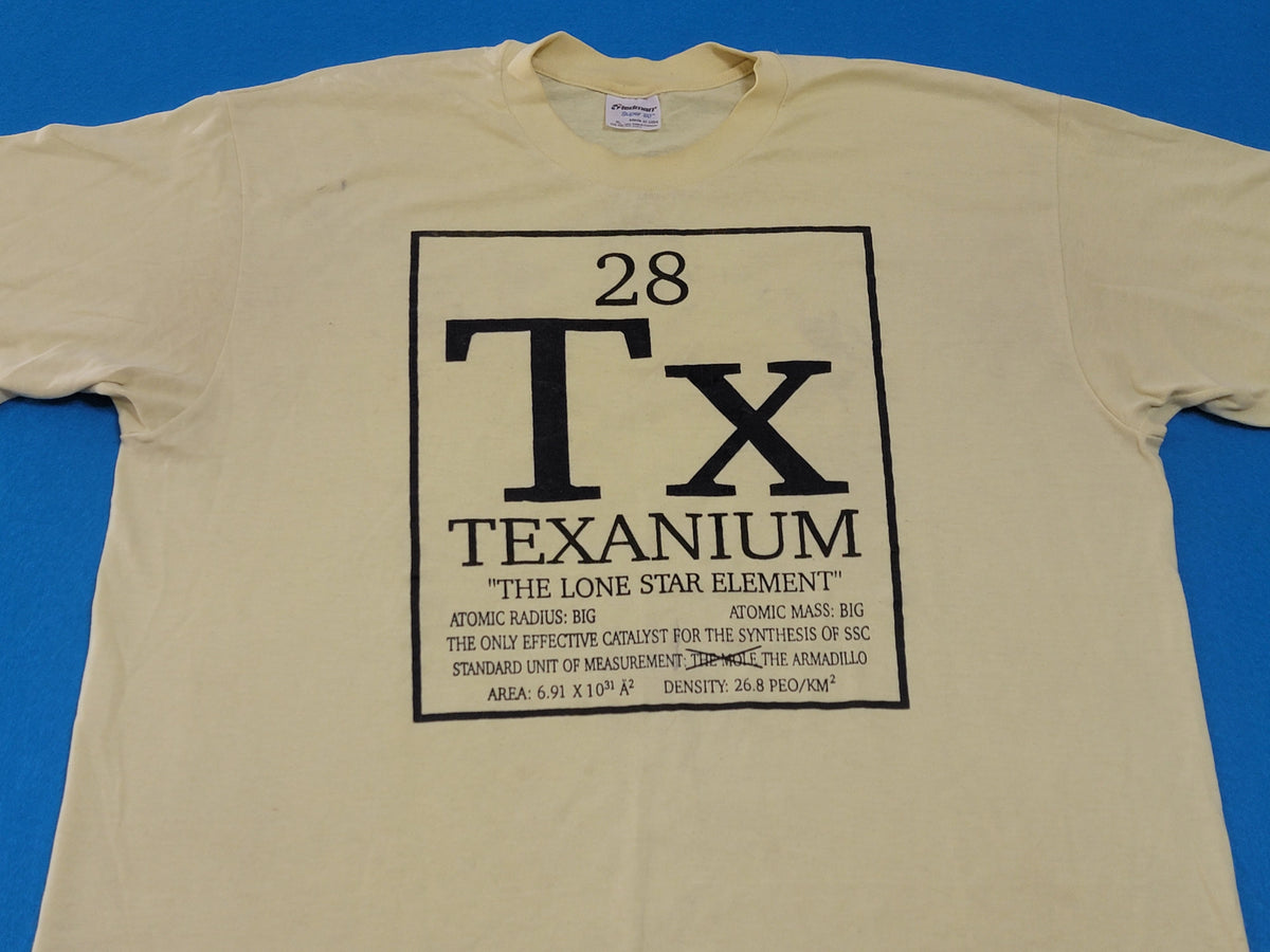 Tx Texanium Lone Star Element Vintage 80's Periodic Table Distressed USA T-Shirt