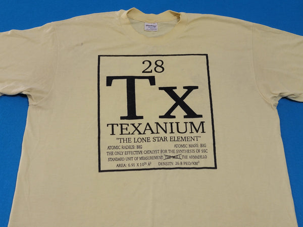 Tx Texanium Lone Star Element Vintage 80's Periodic Table Distressed USA T-Shirt