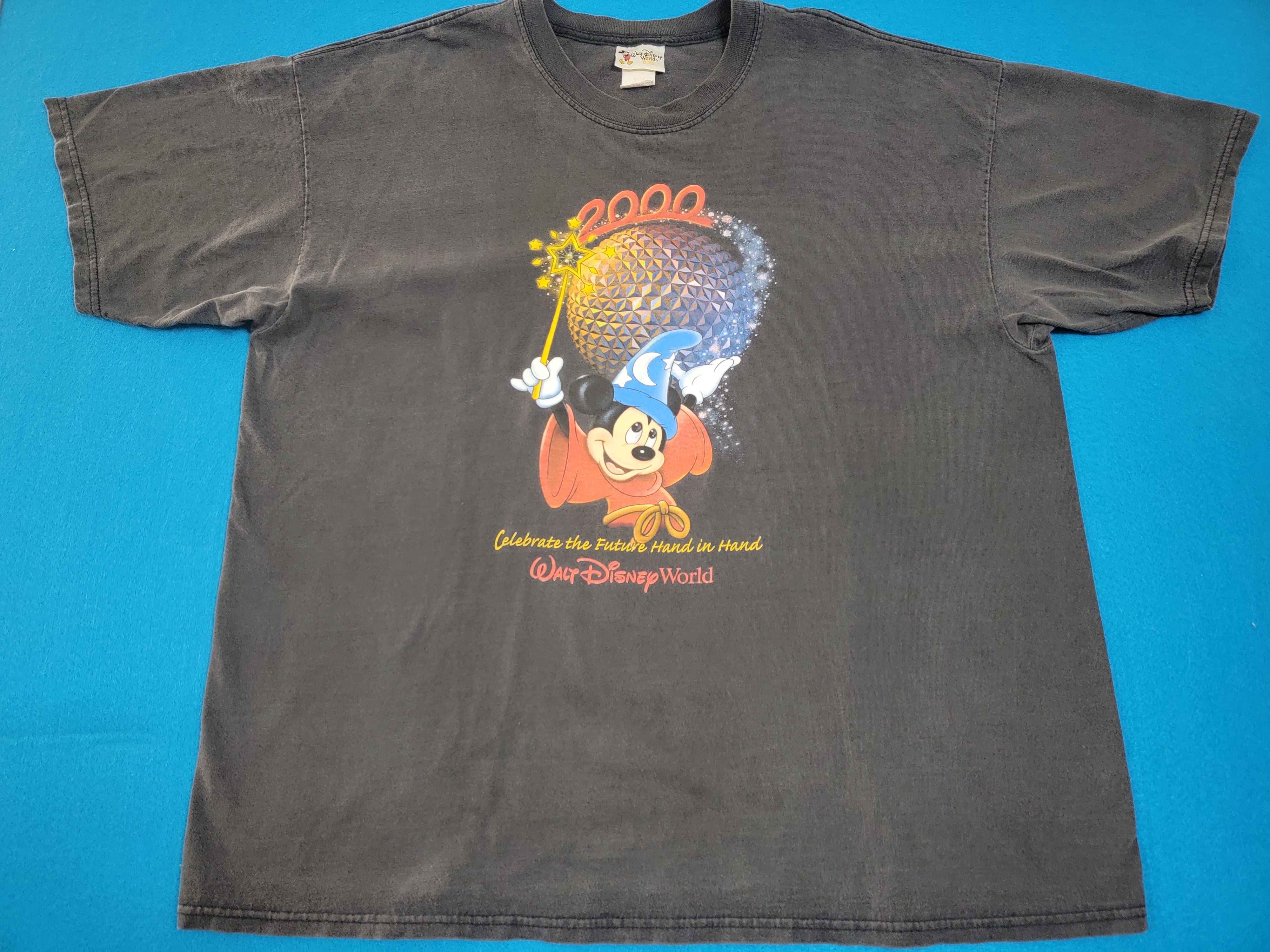 00S Walt Disney worldウォルトファンタジアミッキー XXL Walt Disney World 2000 Mickey Mouse Vintage 00's Y2K T-Shirt – The