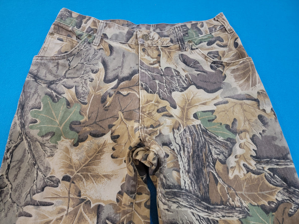 Cabelas Realtree Camo Pants Hardwoods Made in USA Hunting Loop Rugged Jeans