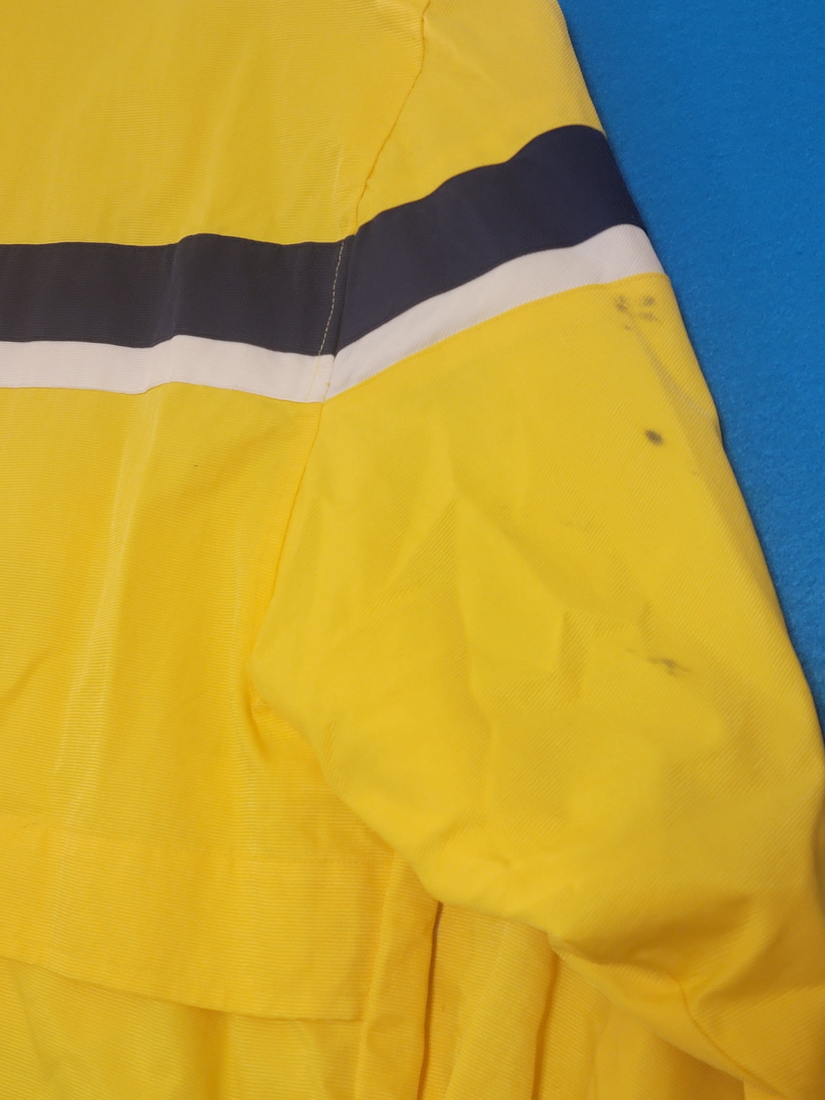 Fubu The Collection International Vintage 90s Y2K All Weather Zip Up Jacket