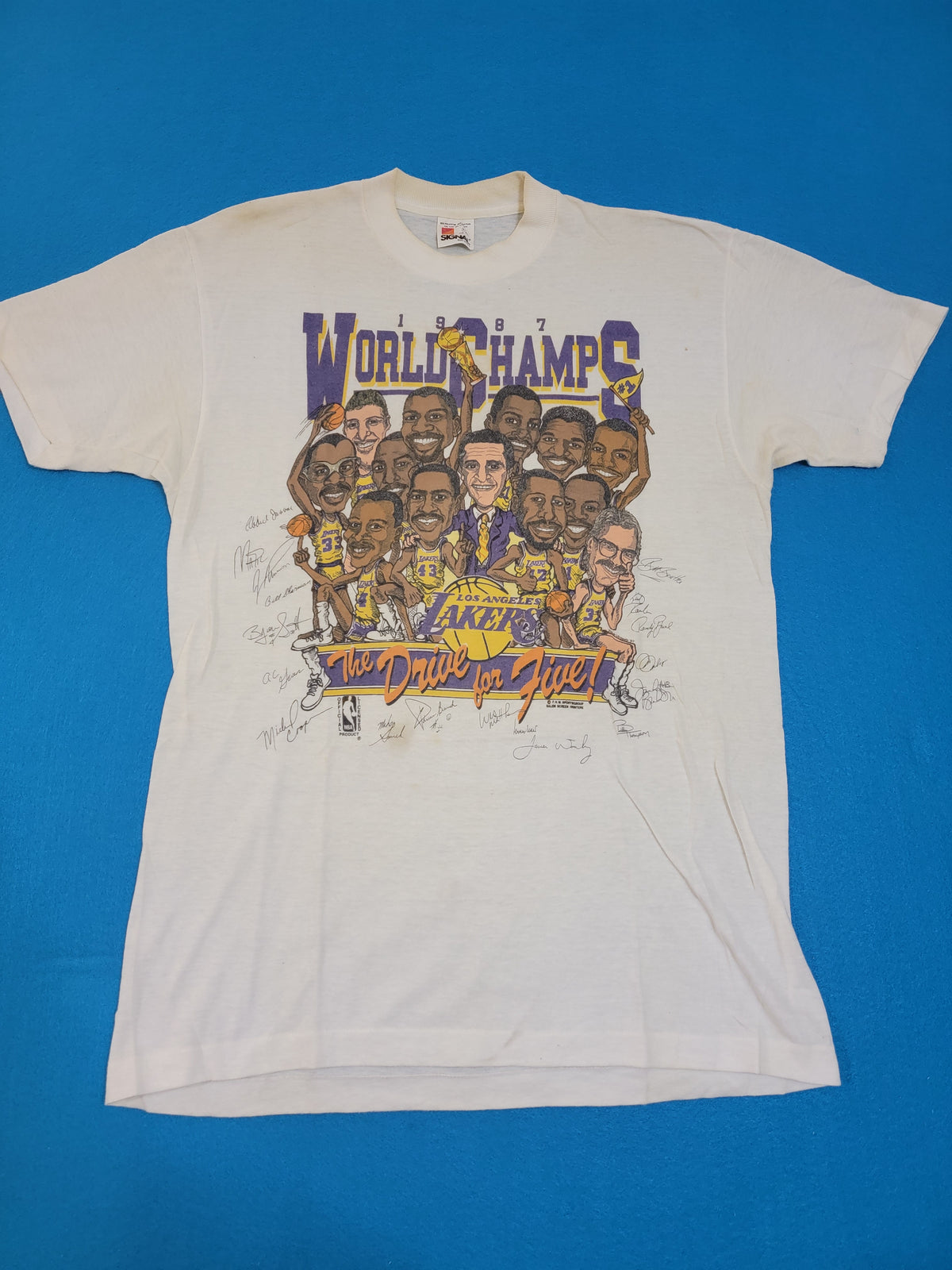 Los Angeles Lakers Vintage 1987 World Champs Drive For Five 80's Magic Johnson  Single Stitch USA T-Shirt