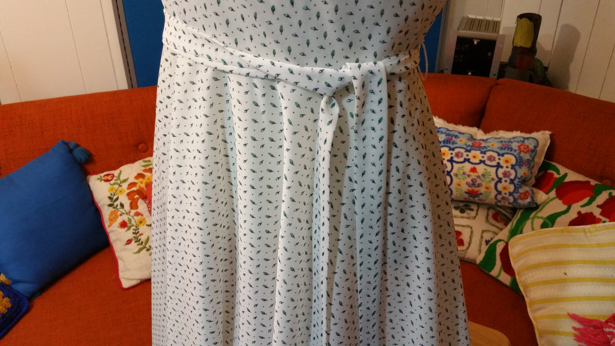 Signor California Vintage Summer Dress New, w/ Matching Fabric Belt. NWOT. Cute!