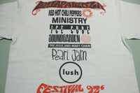 Lollapalooza 1992 Giant Tag Ice Cube Pearl Jam RHCP Vintage 90s Festival T-Shirt
