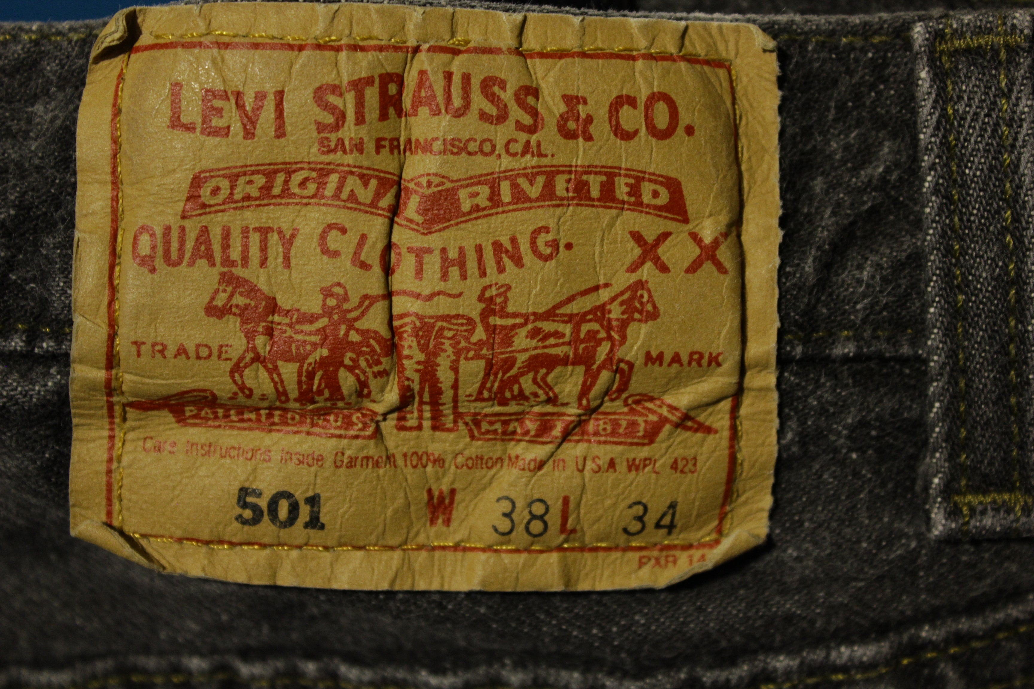 Levis Very RARE!! 501-0658 80s Made In USA Black Jeans Button Fly 