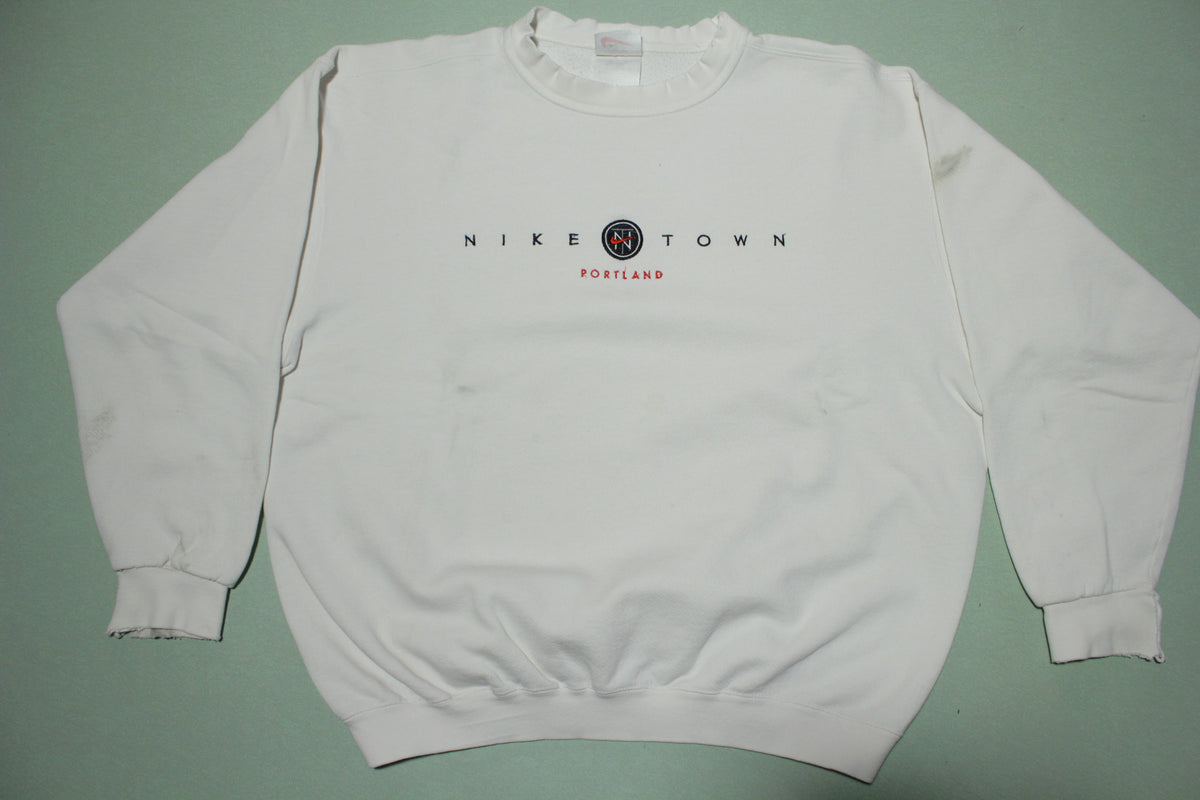 Nike Town Portland Vintage 90's Cocaine White Distressed Crewneck Sweatshirt