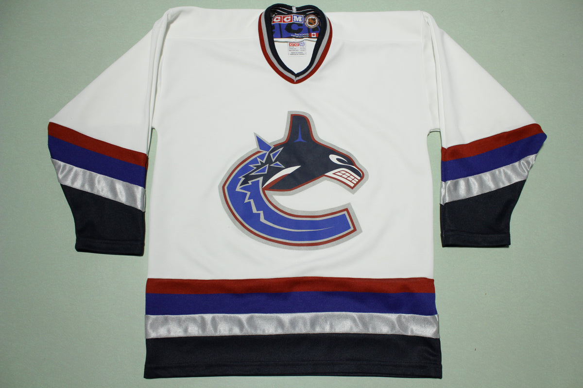 Vancouver Canucks Vancouver Canucks CCM Lightwear Youth Away Jersey L/XL Made in Canada