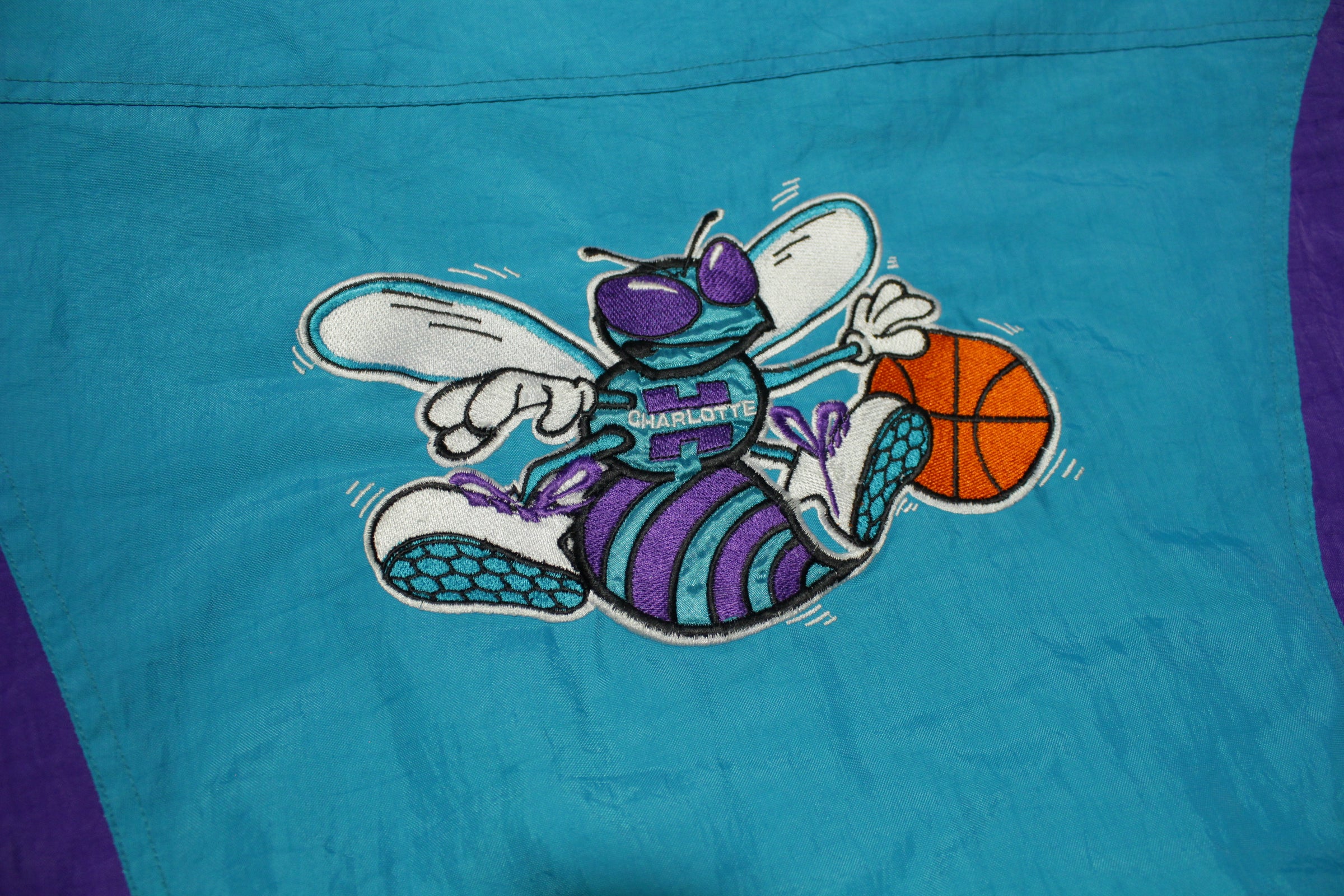 Charlotte Hornets Vintage 90's Teal Starter Pullover Jacket Center Pou –  thefuzzyfelt