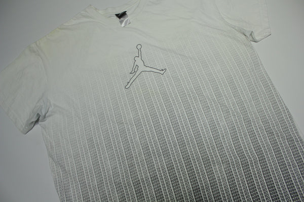 Michael Air Jordan Born To Fly Y2K 00's Vintage Big Print Basketball T-Shirt