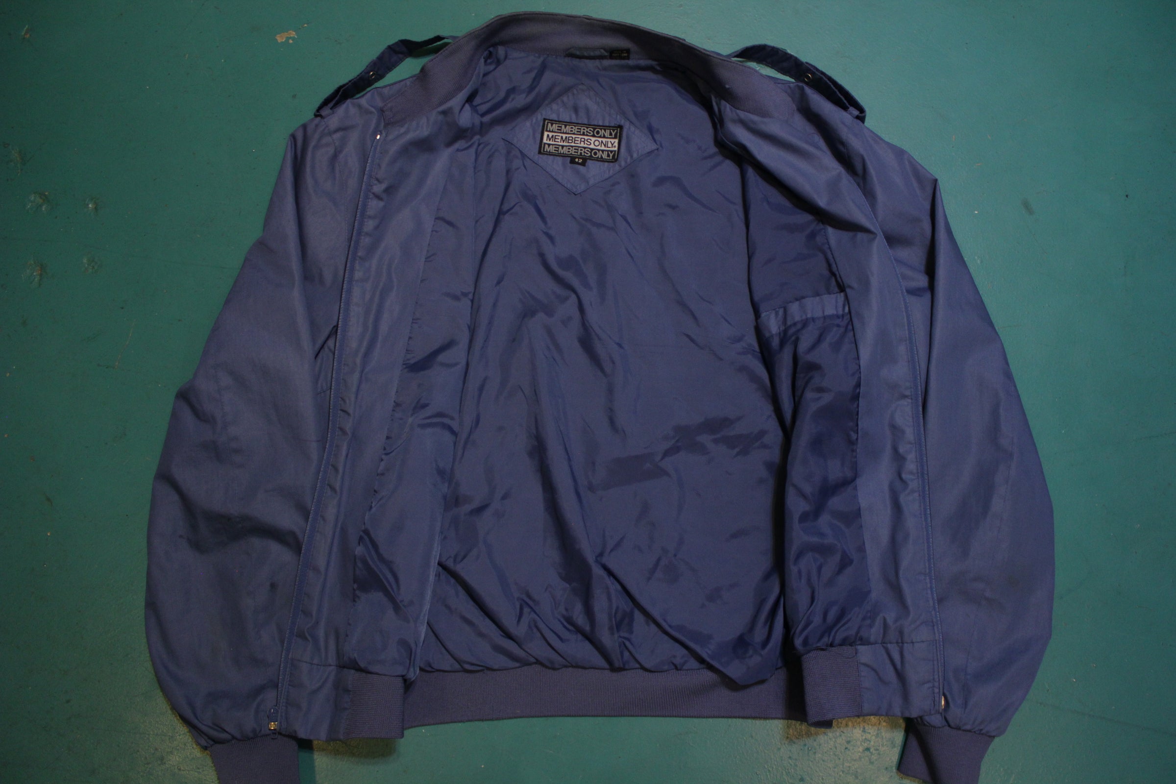 Members Only Cafe Racer 80's Vintage Bomber Jacket Blue Men's Large –  thefuzzyfelt
