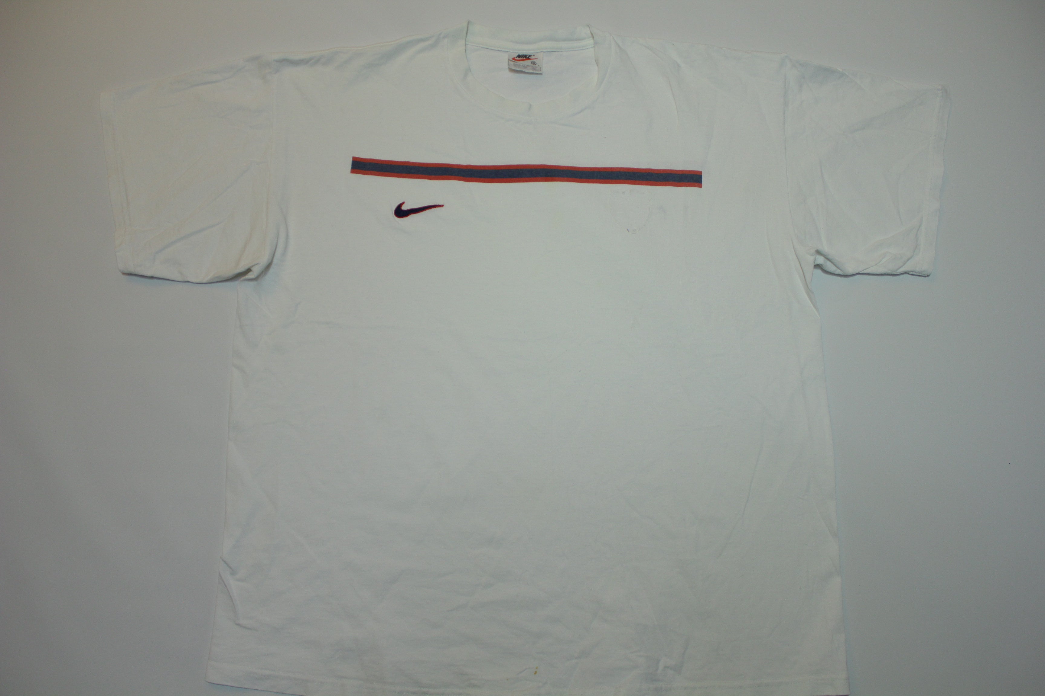 Nike Striped Embroidered Swoosh Check Vintage 90's Distressed T