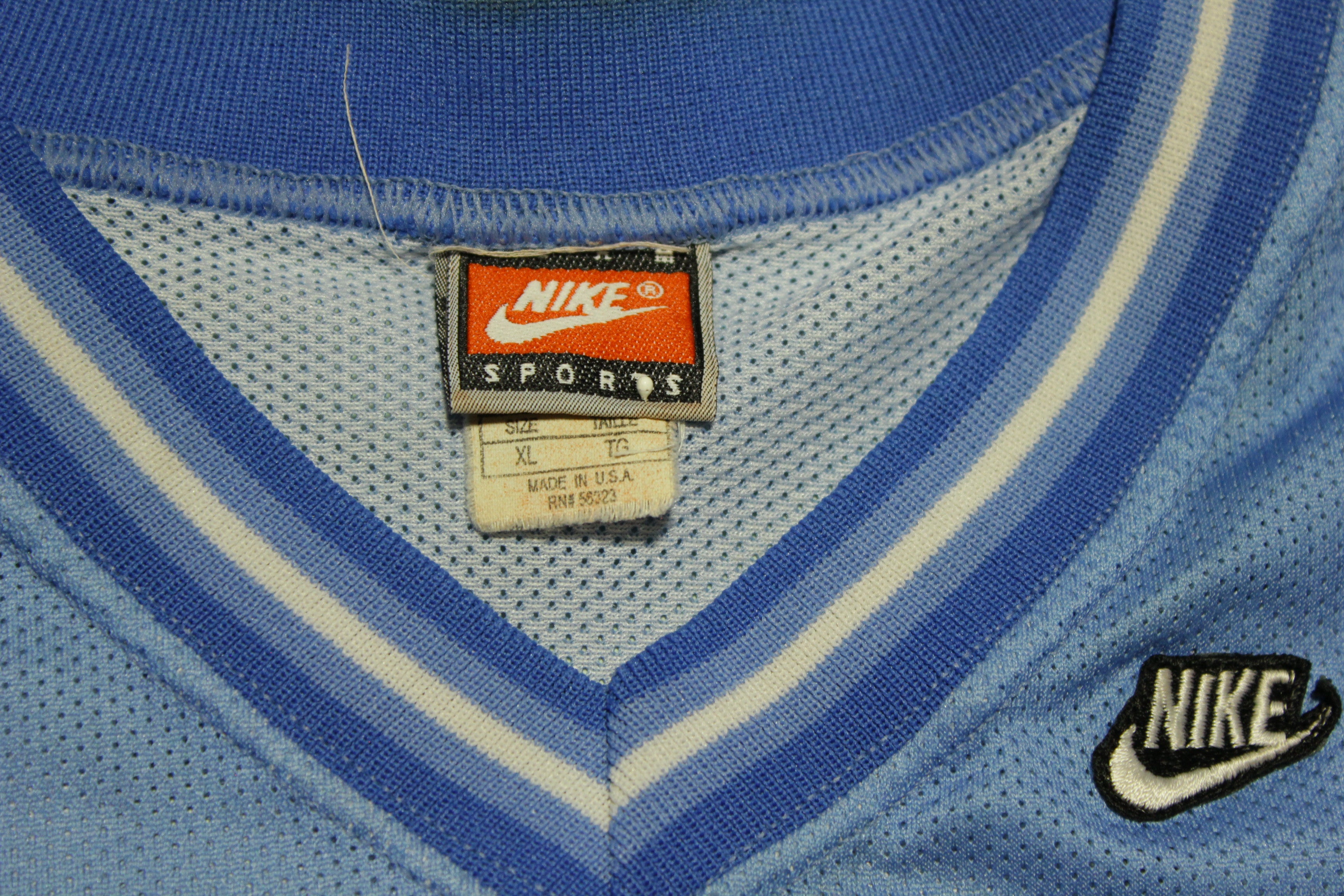 North Carolina 00 Vintage 90's Nike Team Sports Made in USA Jersey