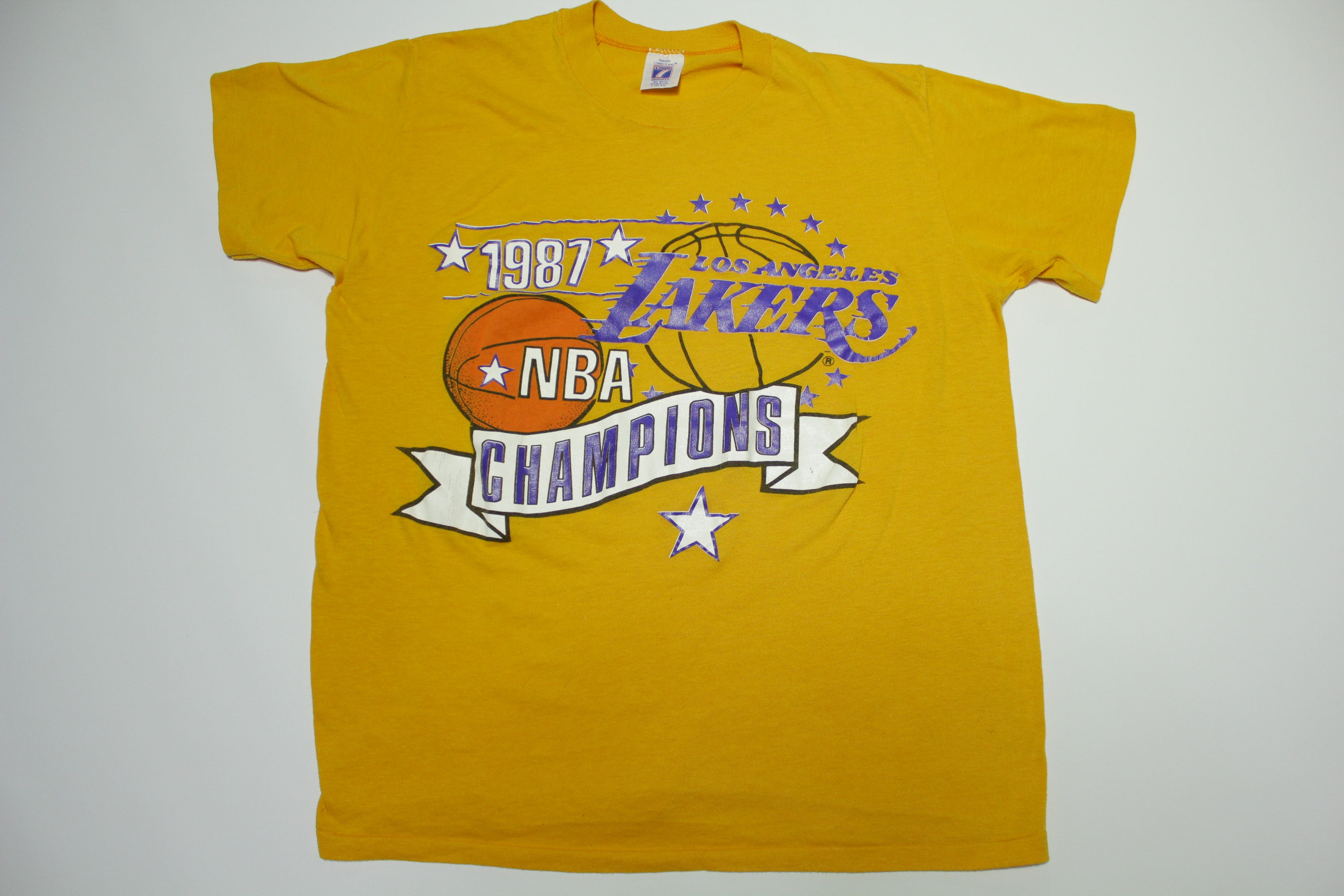 Shops Vintage 1980s NBA Los Angeles Lakers Logo 7 T-Shirt