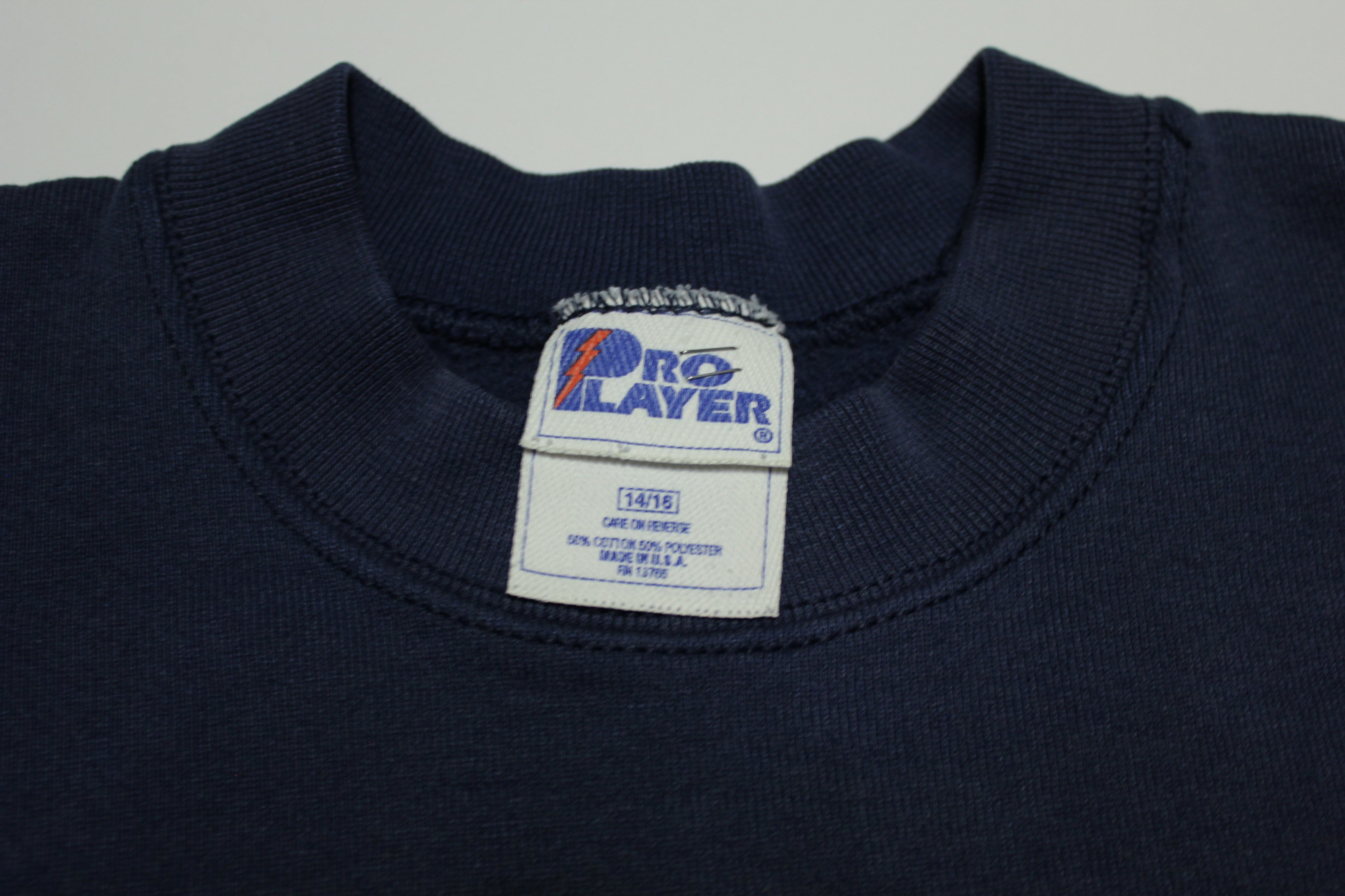 Vintage deals Pro Player Dallas Cowboys Crewneck