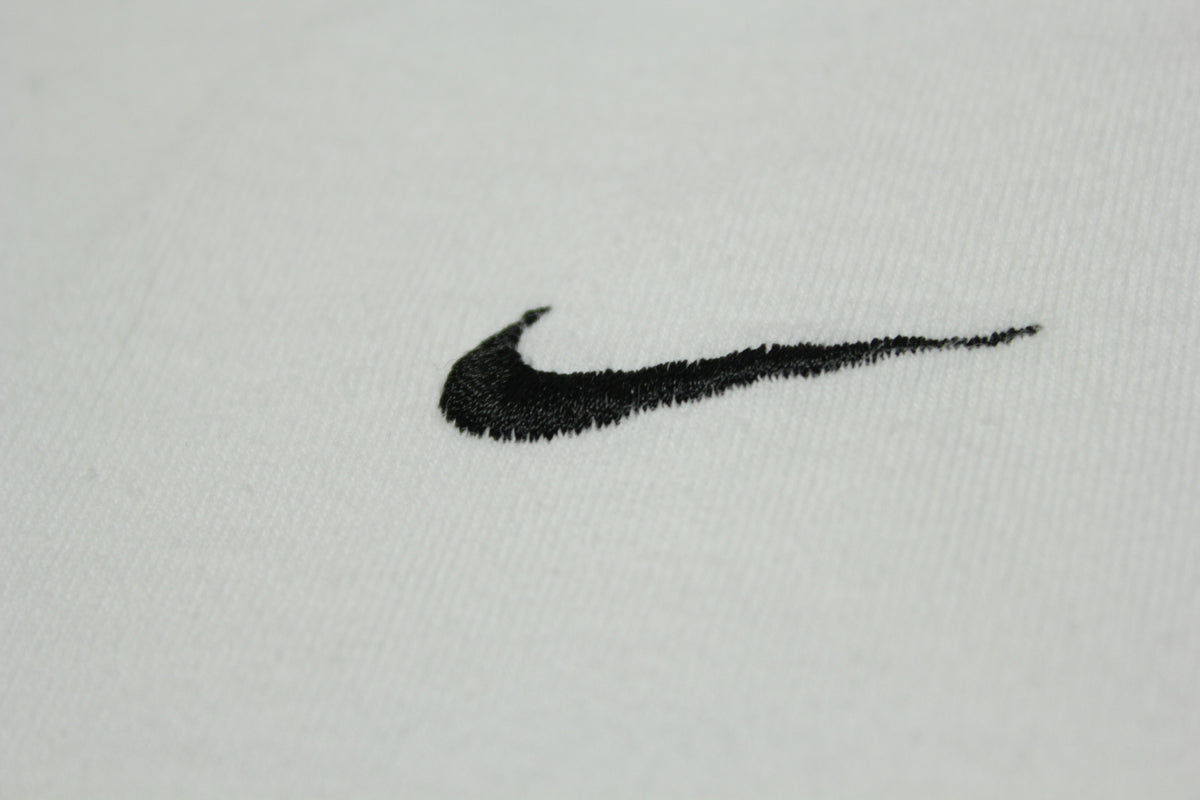 Nike Basic Essential Off Center Embroidered Mini Swoosh Check Stitched T-Shirt