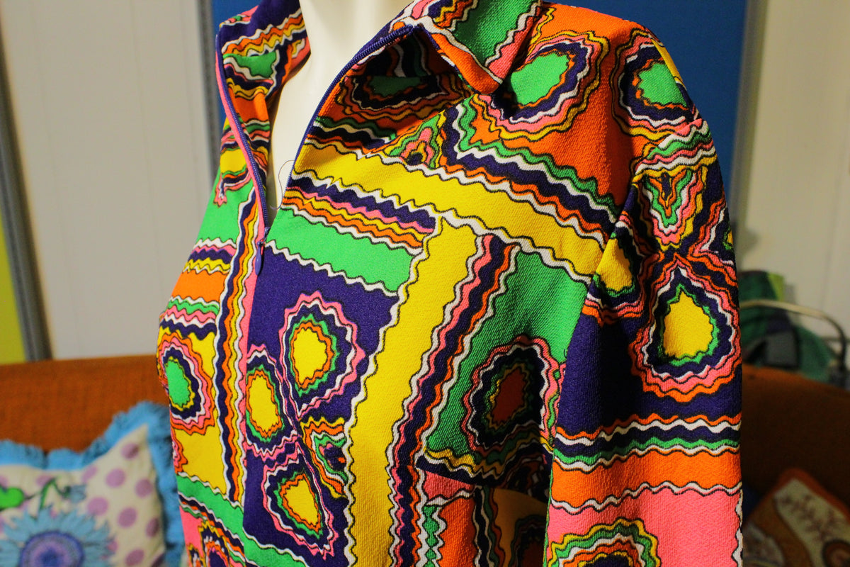 Boho Hippie Vintage 60's 70's Flower Power Pyschedelic Dress. Kay Windsor Half Zip.