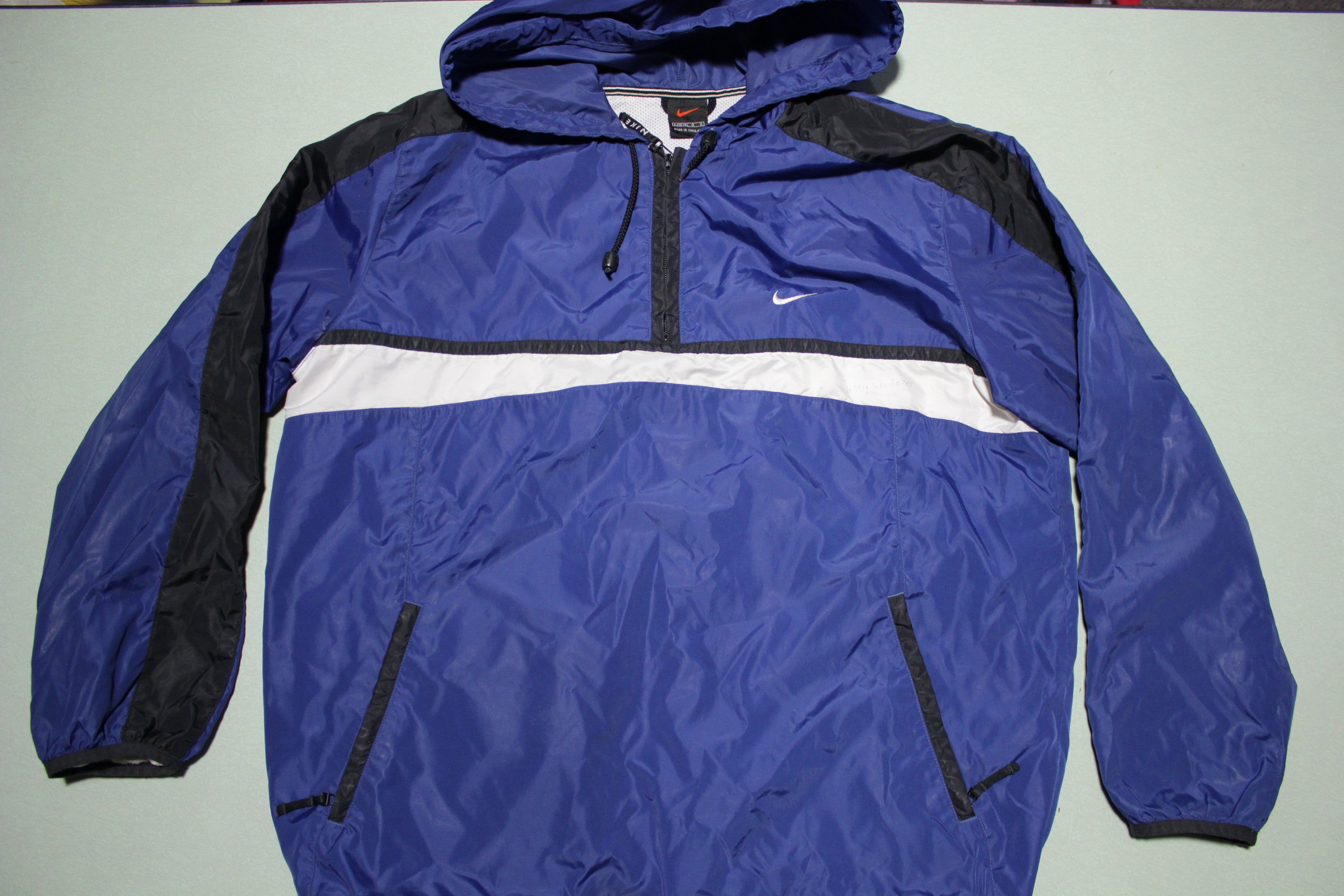 nike check jacket