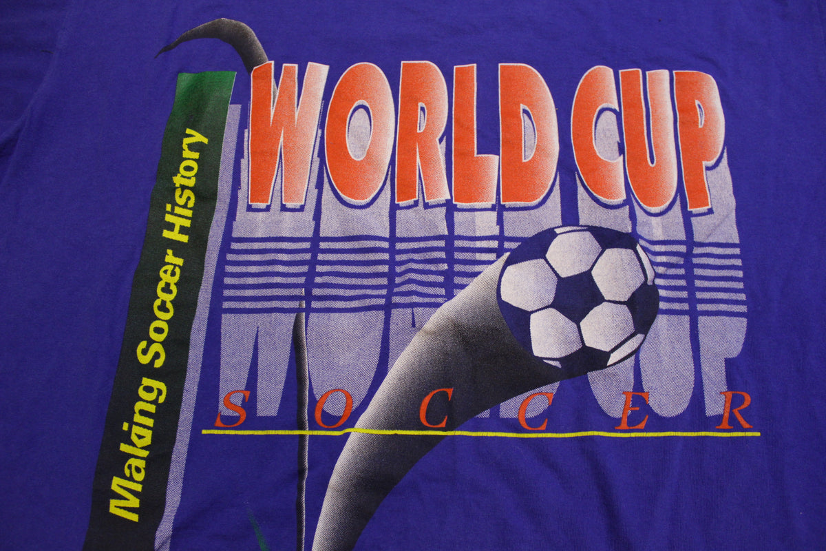 World Cup Soccer 1994 USA Vintage Large Graphic The Game 90's T-Shirt
