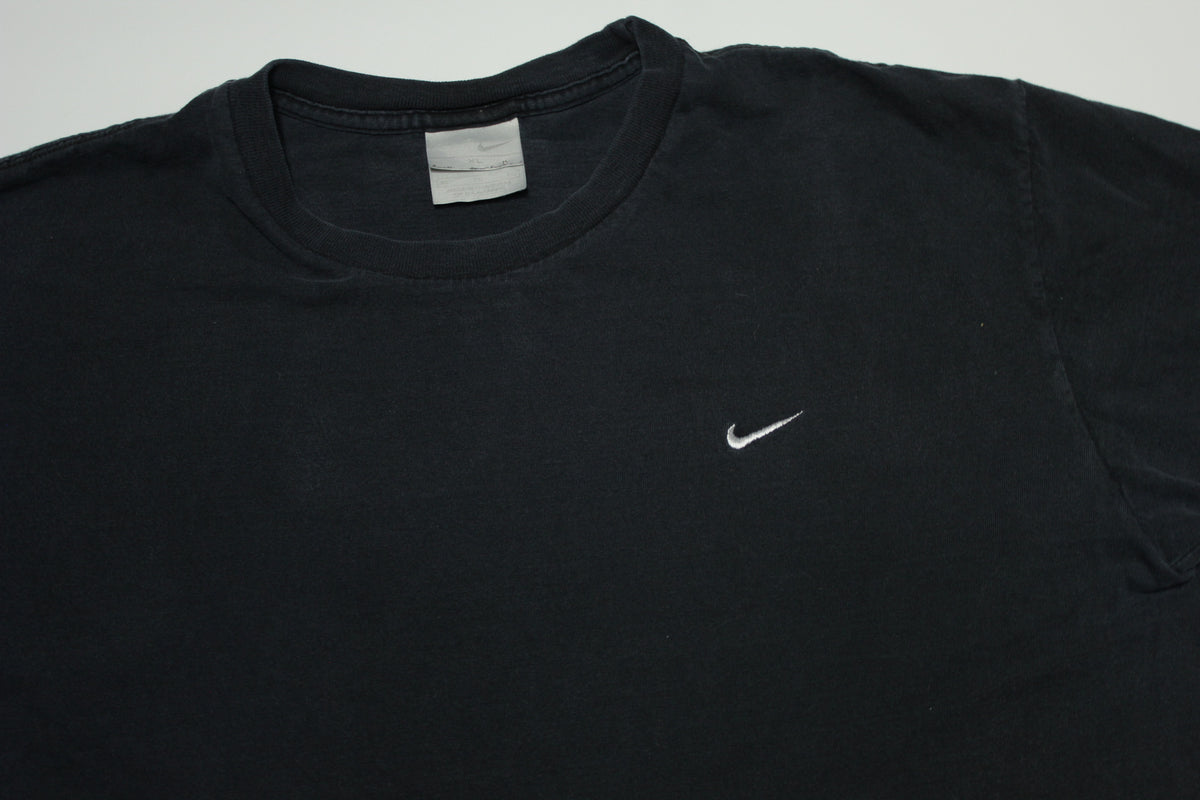 Nike Vintage Y2K Embroidered Swoosh Basic Essential Black T-Shirt