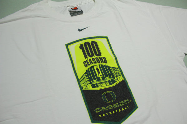 Oregon Ducks 2002 100 Seasons Vintage Nike Basketball Center Swoosh T-Shirt