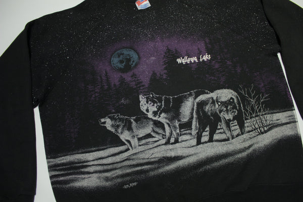 Wallowa Lake Oregon Midnight Moon Wolf Vintage 90's Crewneck Wilderness Sweatshirt