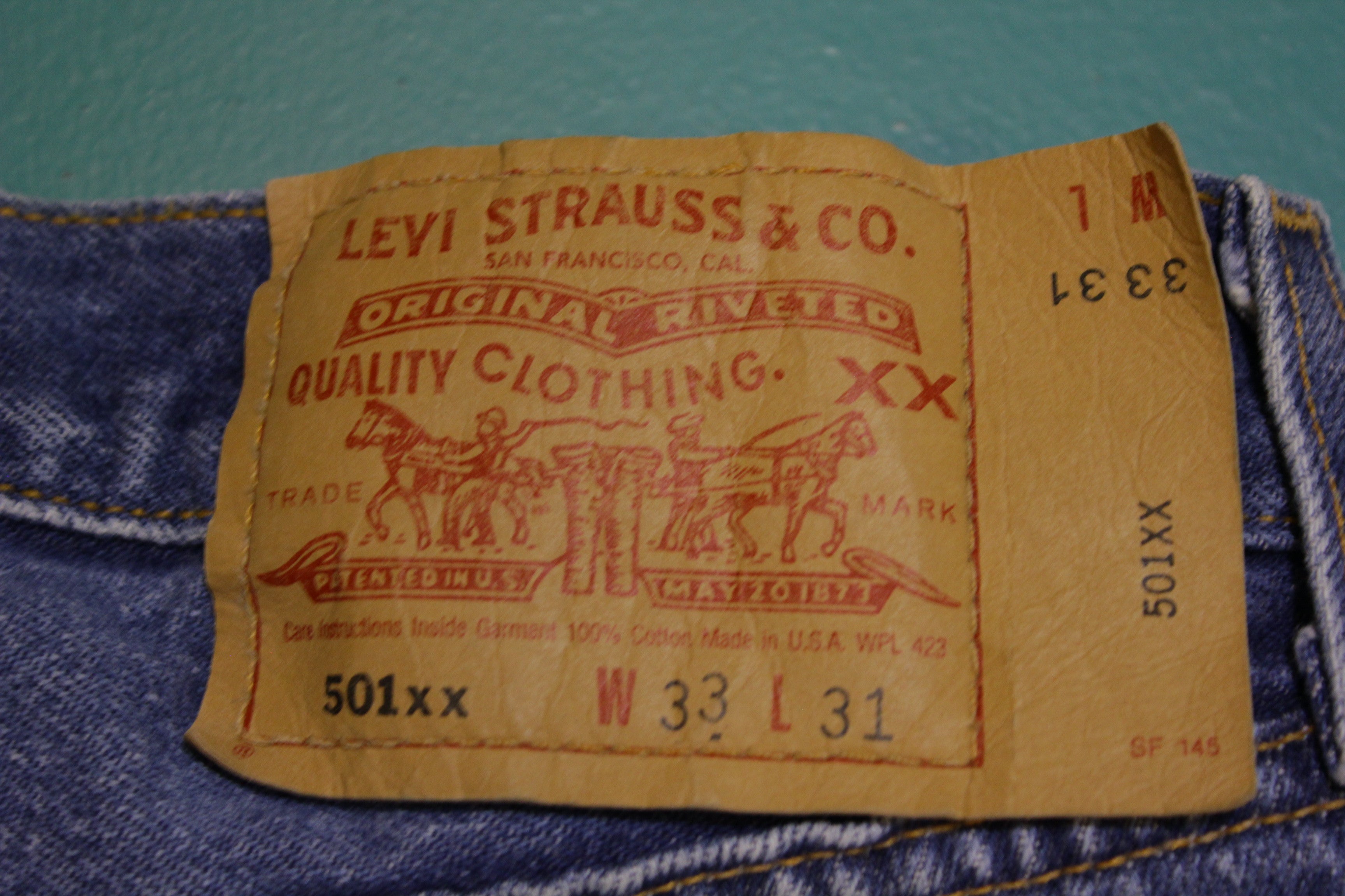 Levis 501 deals tag