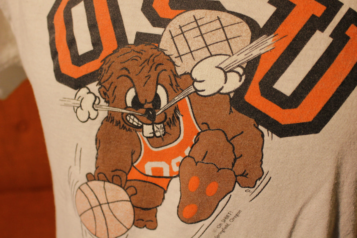 OSU Beavers Vintage T-Shirt. 80's Oregon State University Basketball