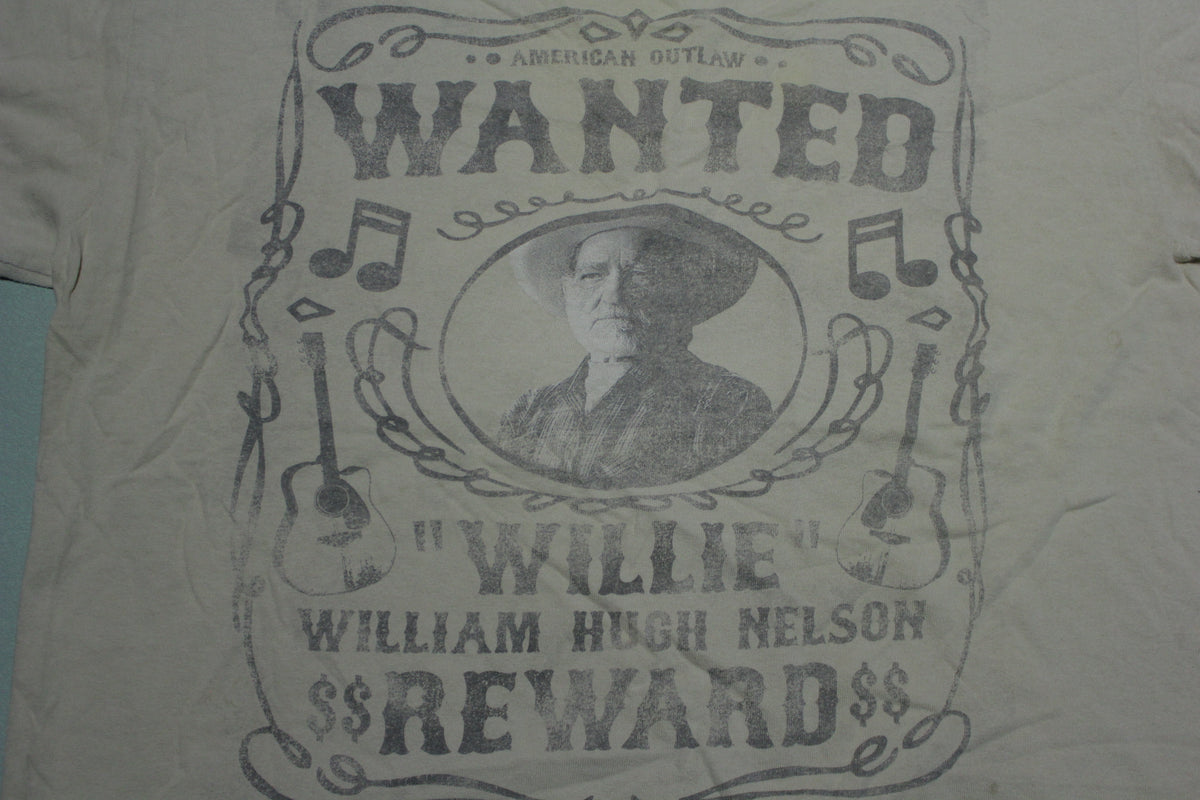 Willie Nelson Wanted American Outlaw Poster Reward Vintage Concert T-Shirt