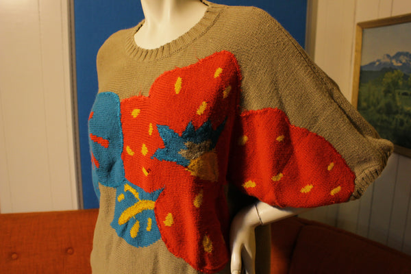 Chaus Woman Vintage Knit Short Sleeve Sweater Shirt. Colorful Design. 80's