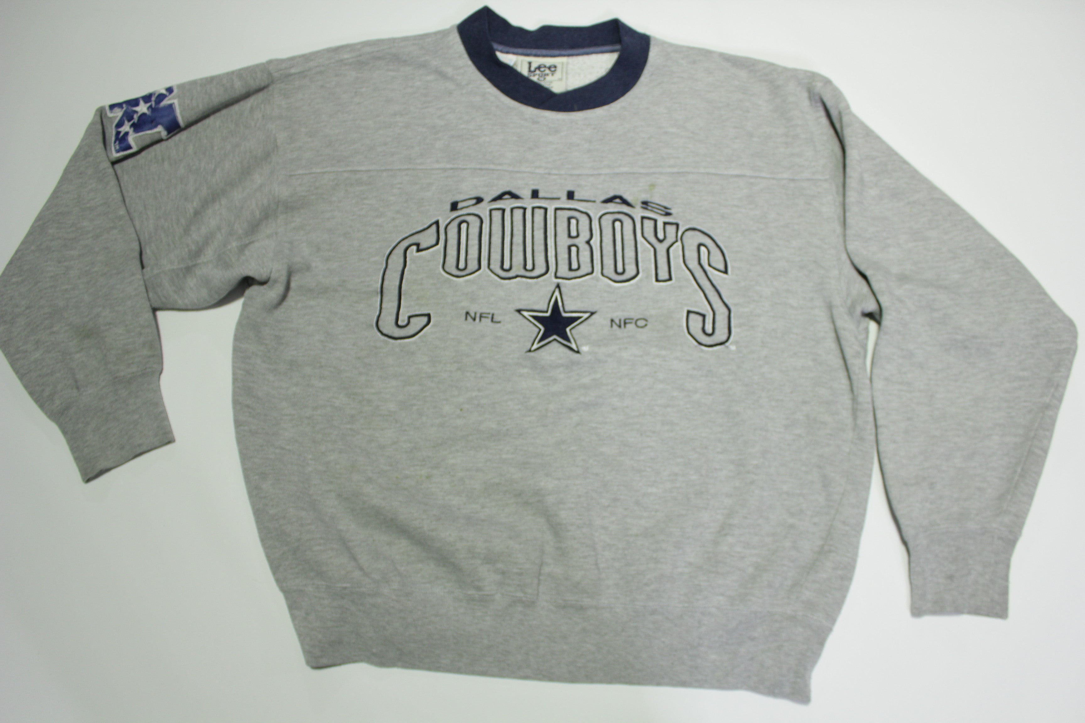 Dallas Cowboys Vintage 90 s Lee Sport Football NFL Crewneck