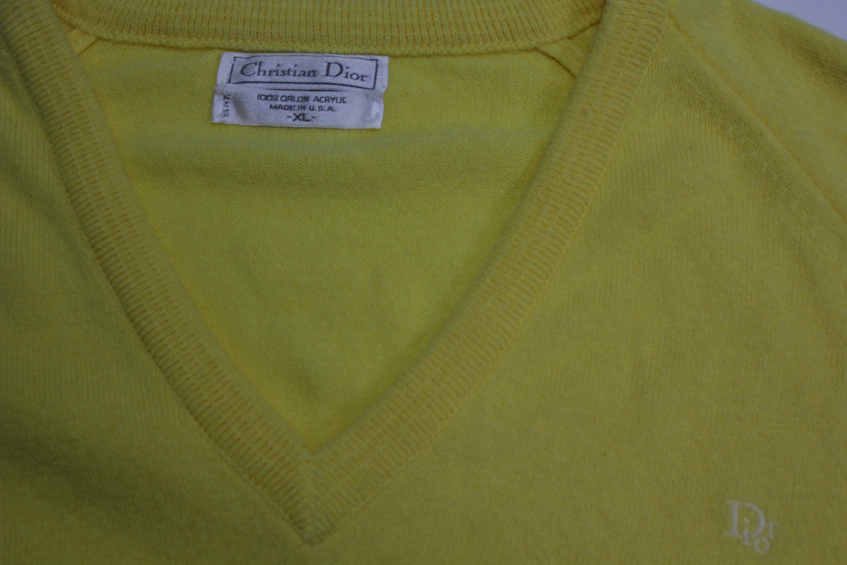 Christian Dior V-Neck Vintage 1980's Fireplace Winter Acrylic Made in USA Sweater