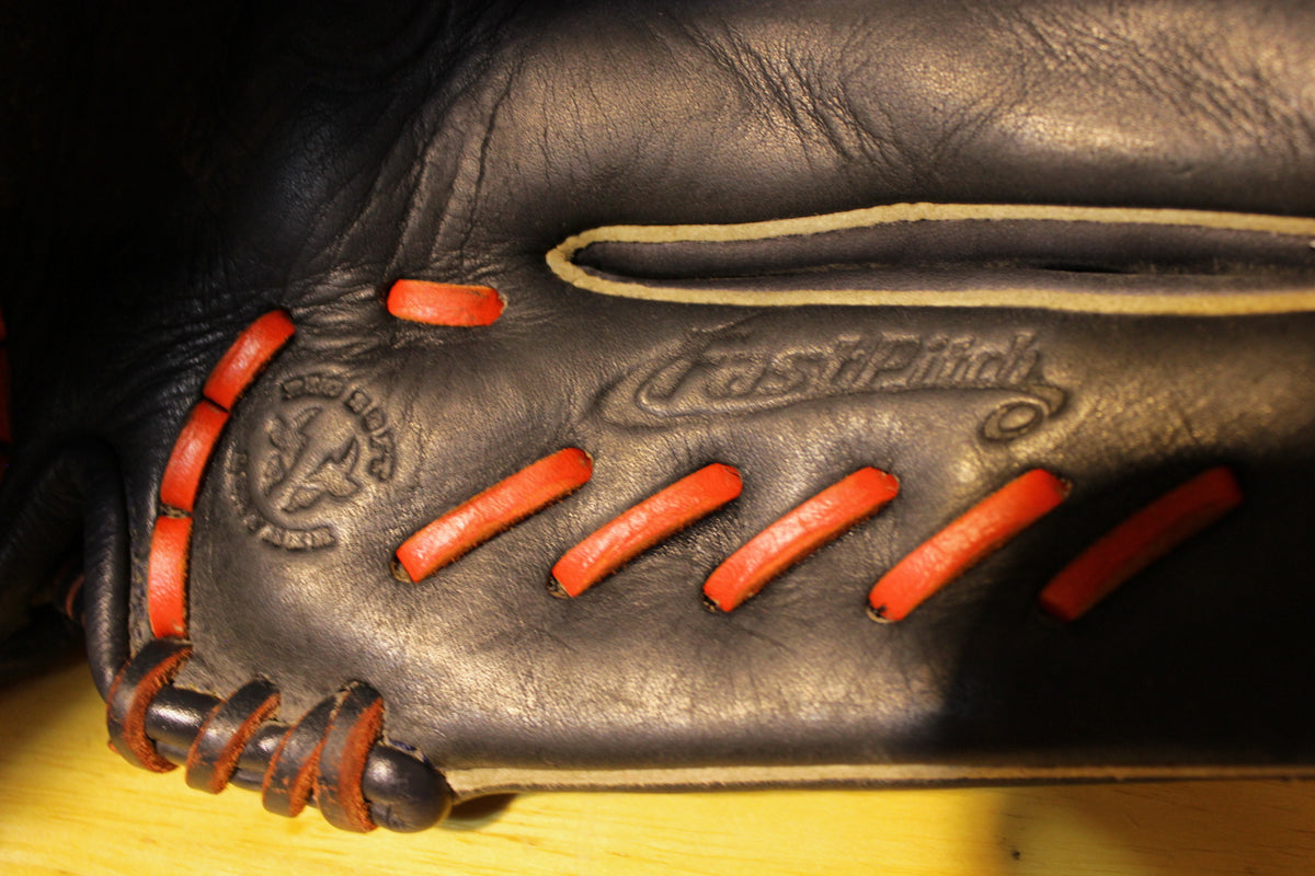 Mizuno MVP Prime SE Right Hand Throw Glove Mitt 12.5 Special Edition Red Black Velcro