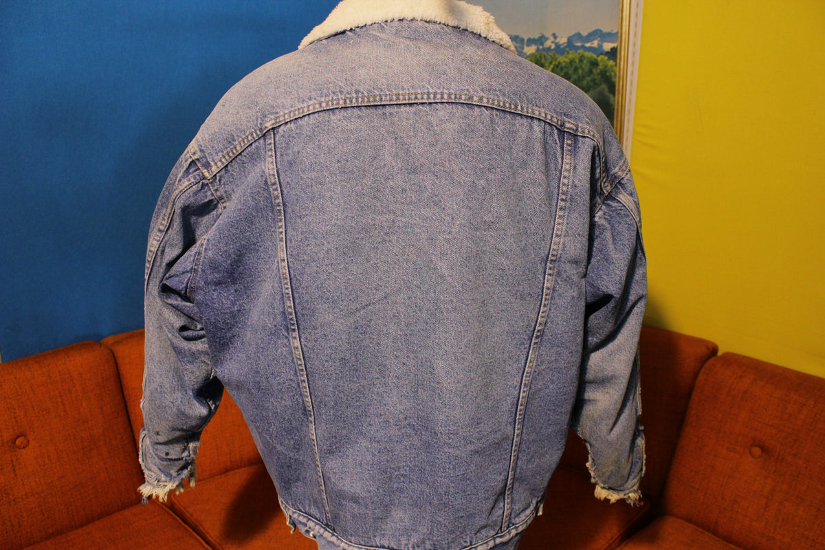 Roebucks Sherpa Lined 80's Made in the USA Jean Jacket.  Snaps Men's Large Distressed.