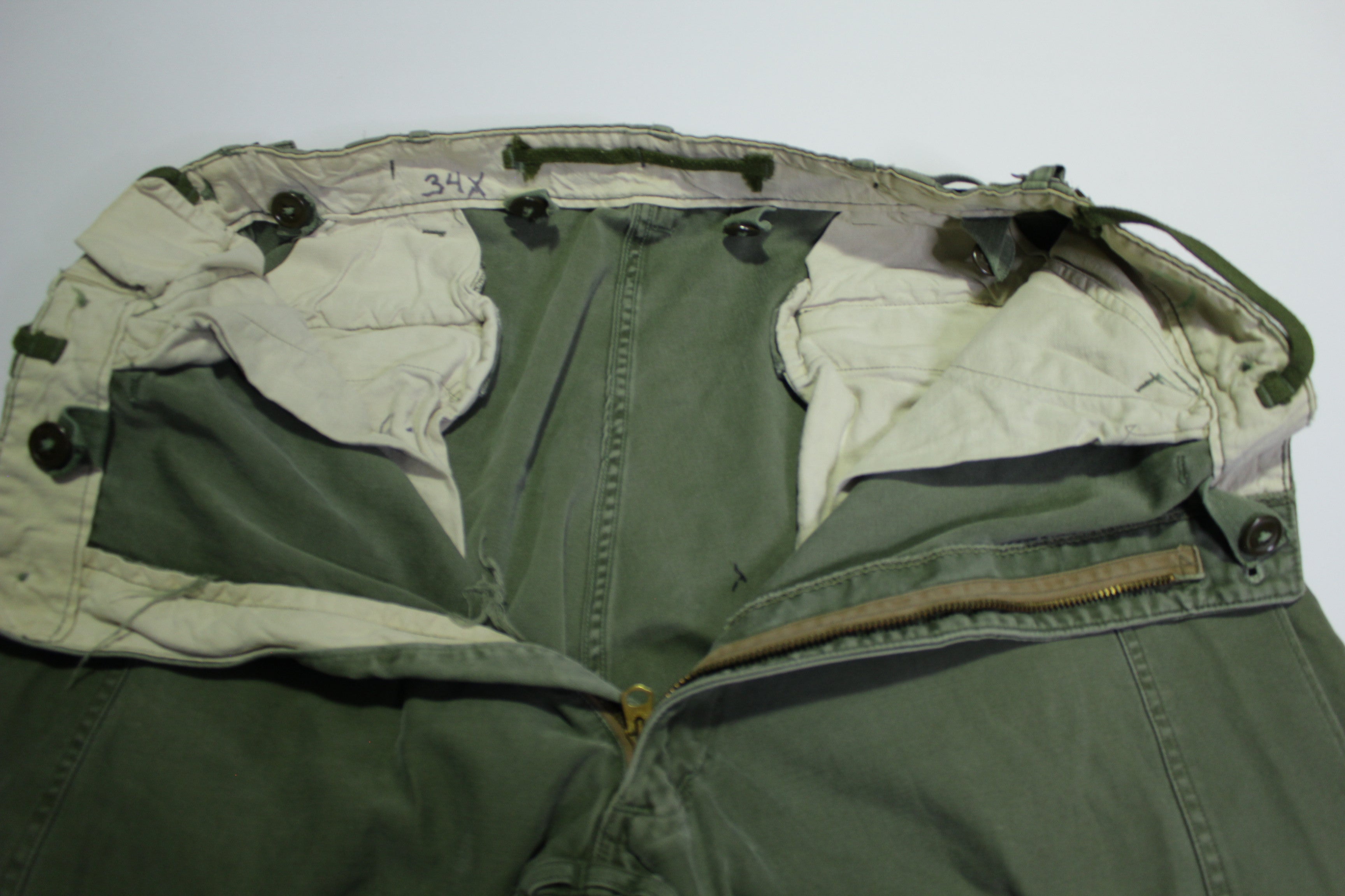 M-65 OG-107 Vintage 60's Vietnam Era Cargo Military Army Field