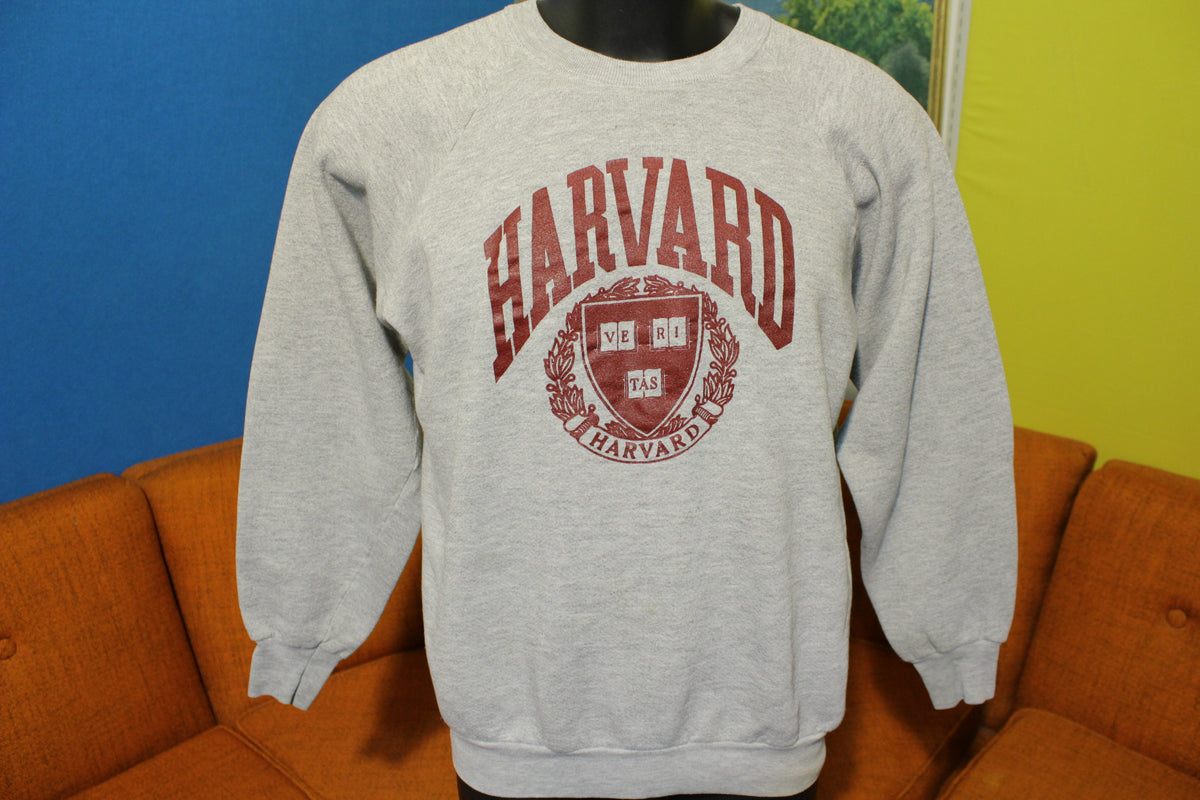 Harvard Veritas Arms Seal Of Approval Made in USA Vintage 80s Sweatshirt.