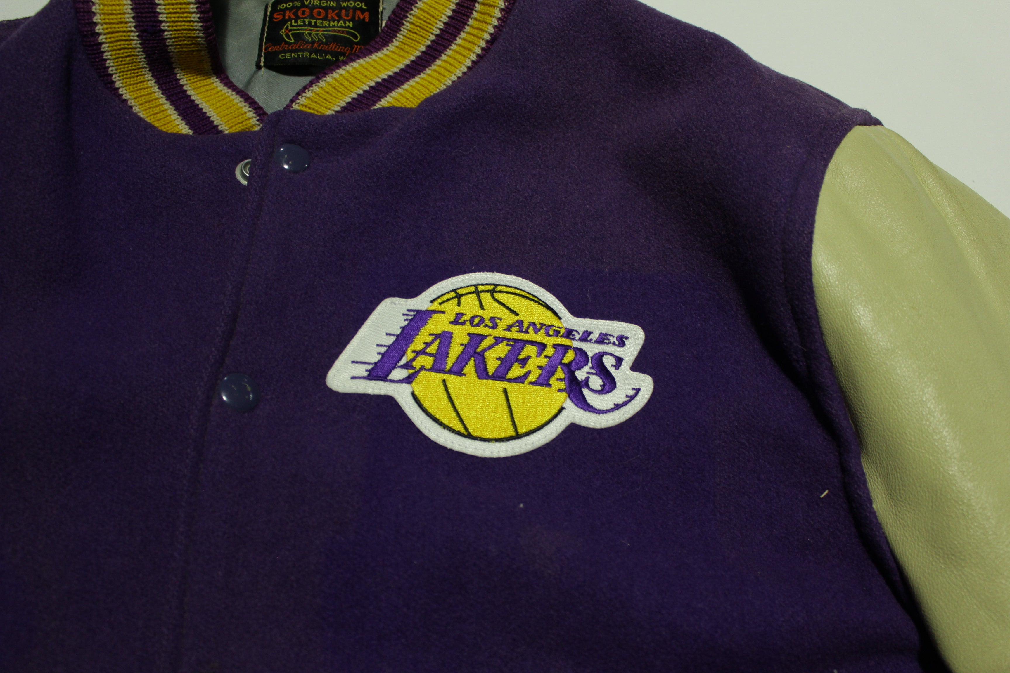 La lakers best sale vintage jacket