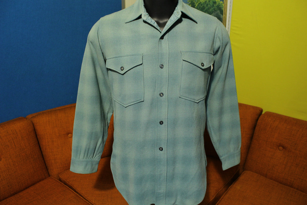 Pendleton Vintage 50's 60's Wool Seafoam Green Button Field Shirt Long Sleeve.