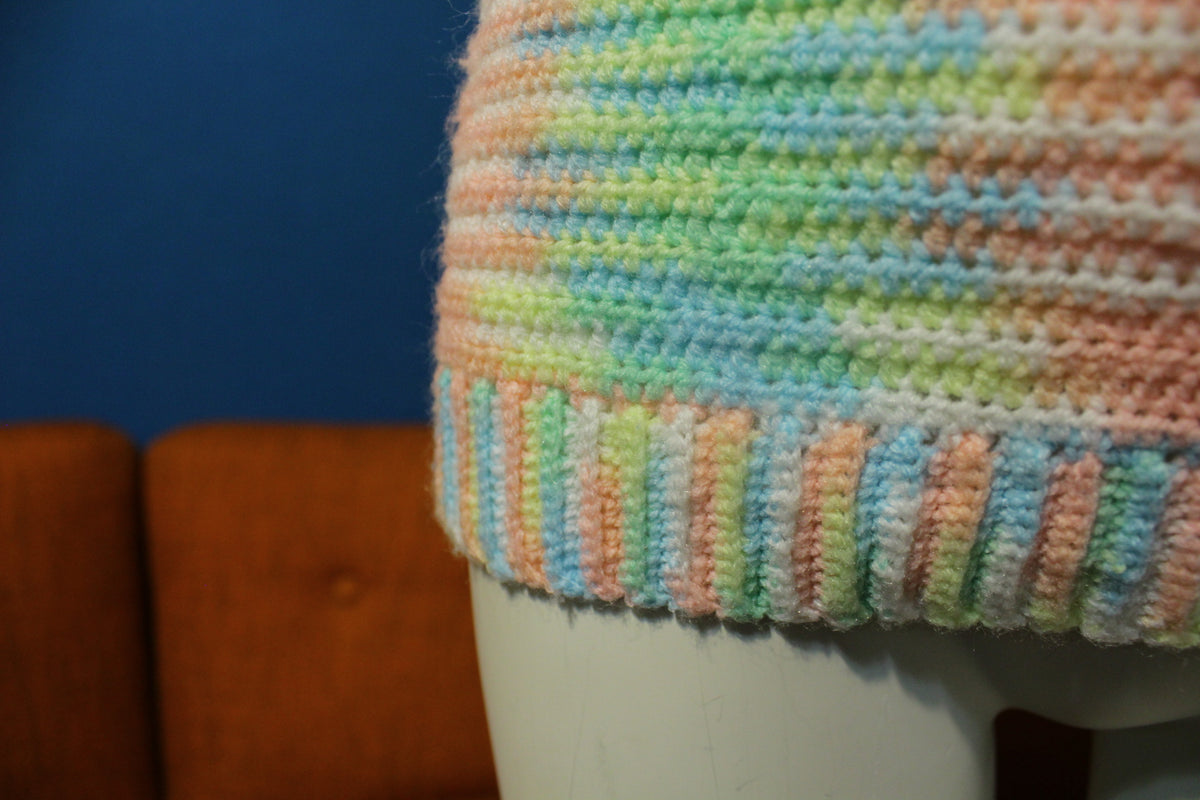 Pastel Rainbow Handmade Crochet Knit Women's Short Sleeve Vintage 80's T-Shirt