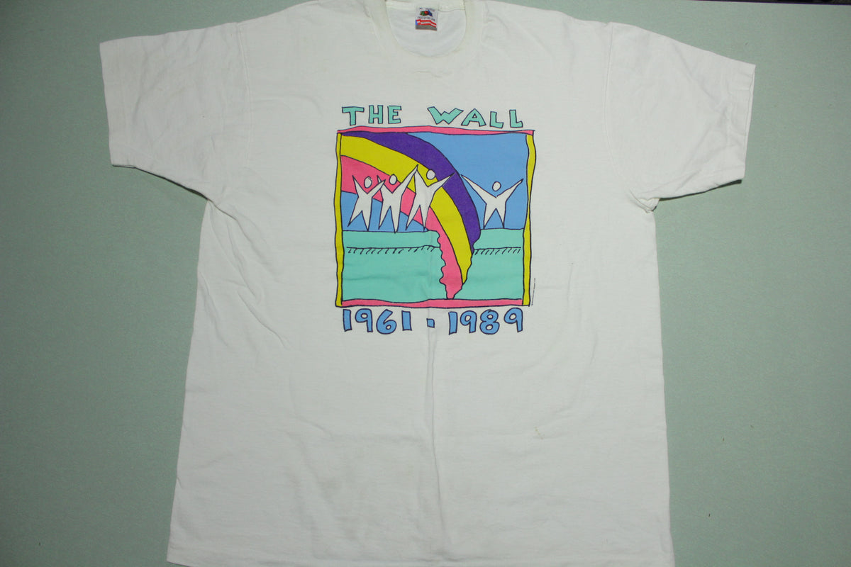 The Berlin Wall 1961-1989 Falling Vintage Keith Haring Influenced 80's T-Shirt
