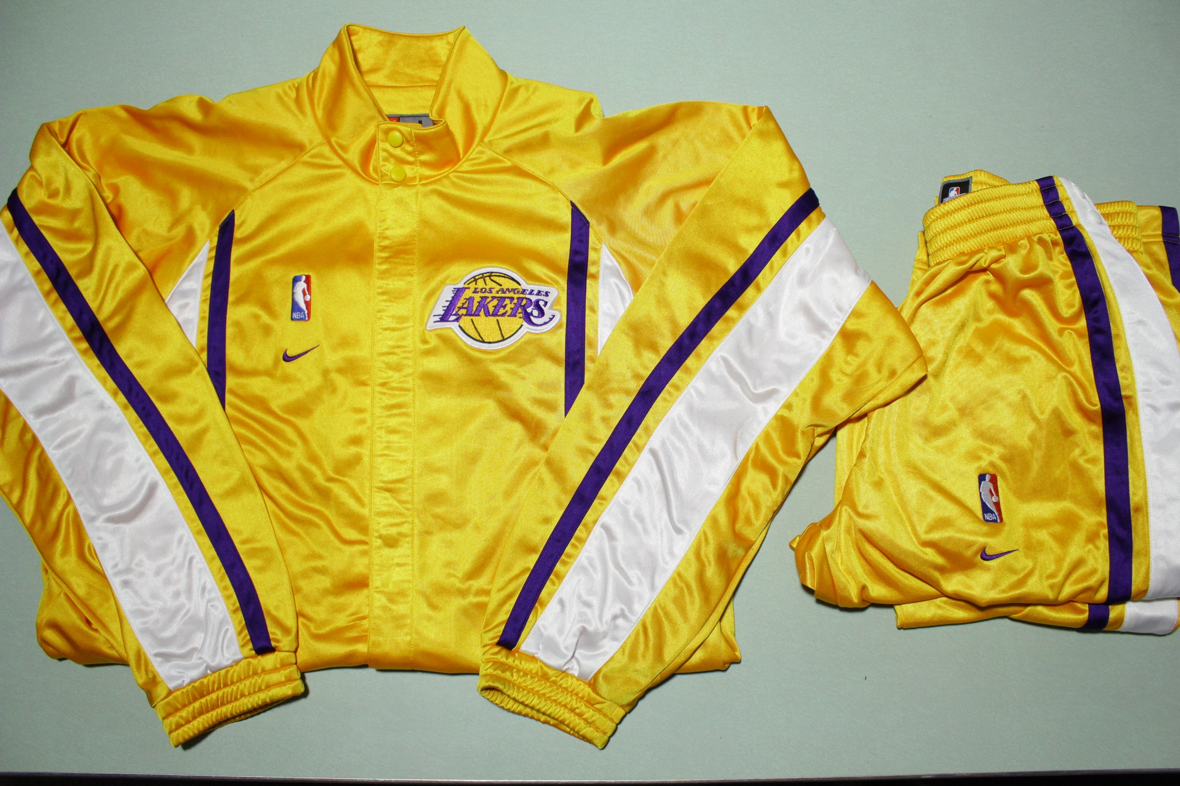 Los Angeles Lakers Vtg 90s Nike Team Issue 1999-00 Warm Up Jacket Pant –  thefuzzyfelt