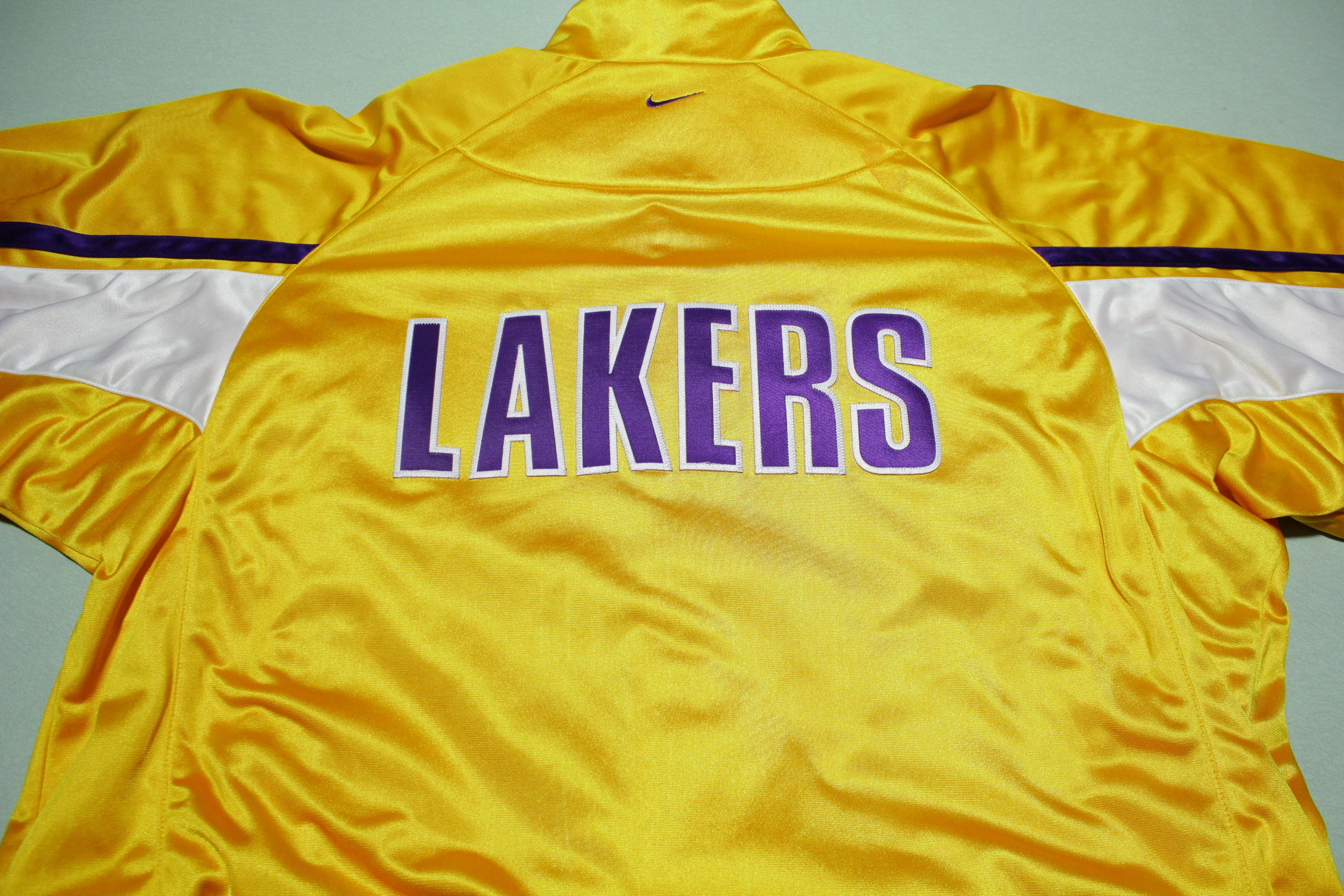 Nike lakers warm up jacket hotsell