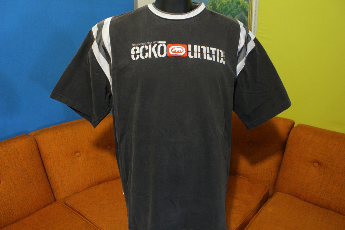 Ecko Unltd Big Embroidered Logo Jersey Style T-Shirt Vintage Faded Black XL