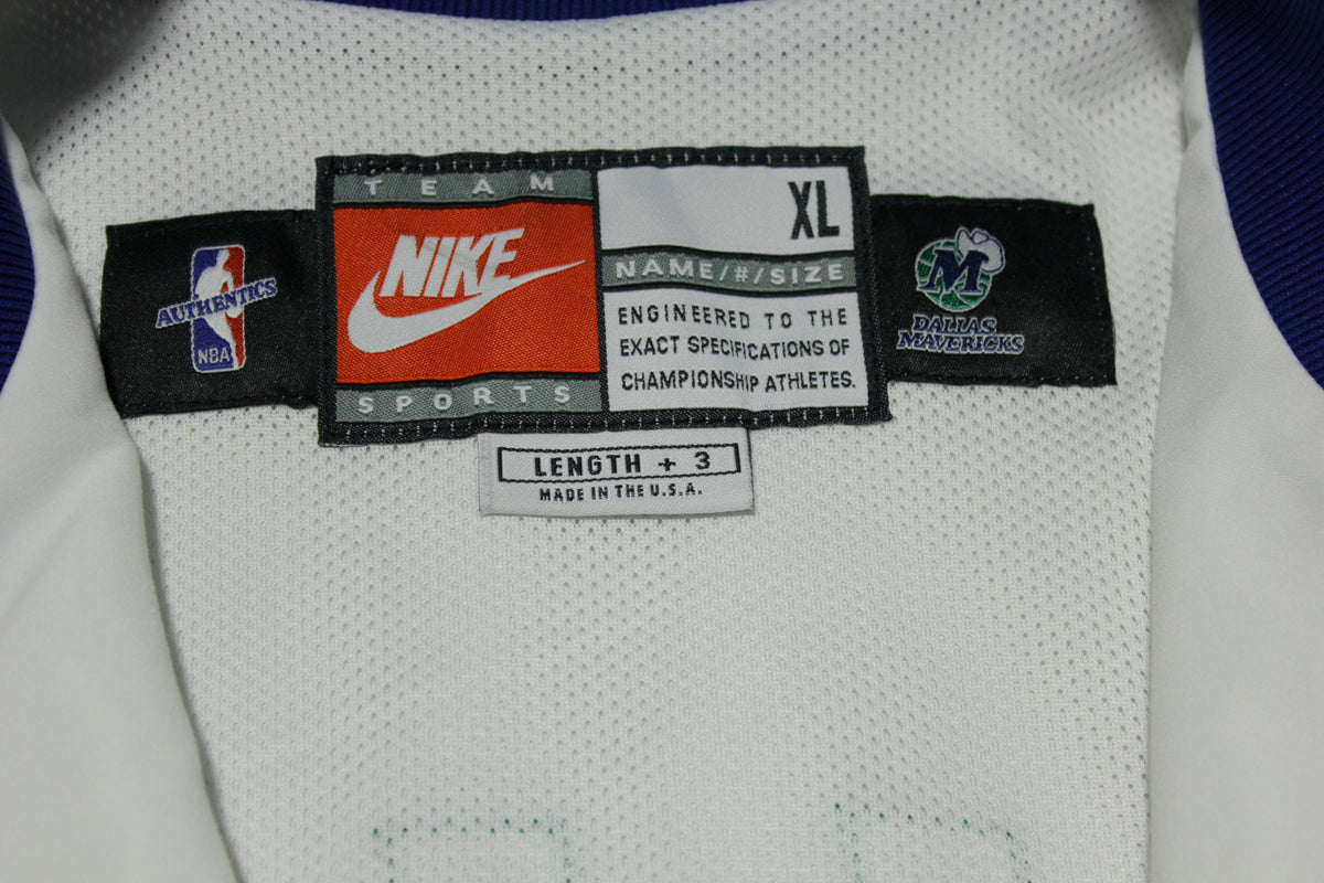 Dallas Mavericks Vintage 90s Nike Deadstock Team Game Issue USA Warm Up Jacket