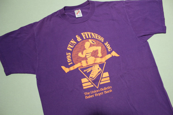 Fun & Fitness 1995 Jog Union Bulletin Baker Boyer Bank Vintage 90's USA T-Shirt