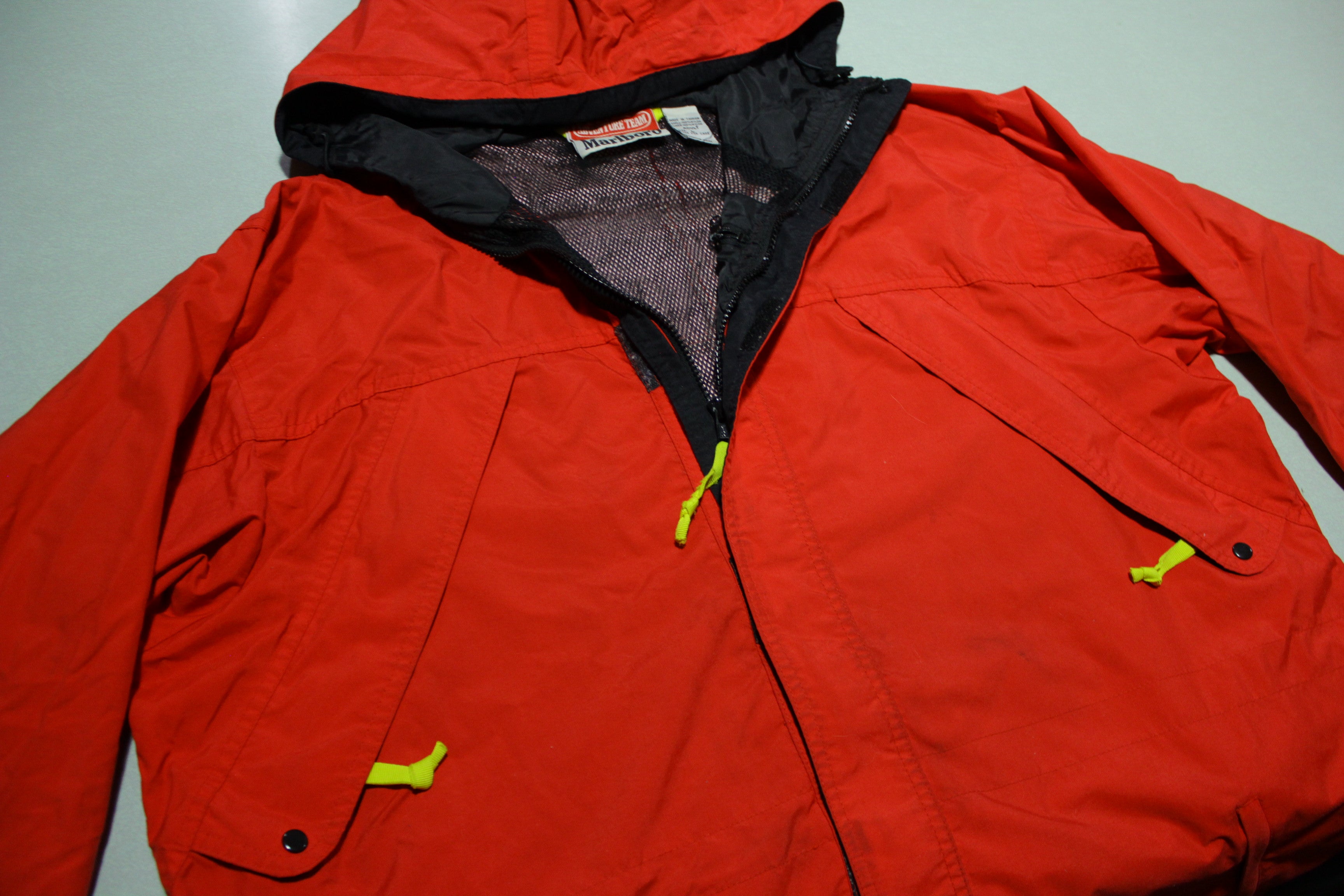 Marlboro Adventure Team Vintage 90's Windbreaker Hooded Parka Zip